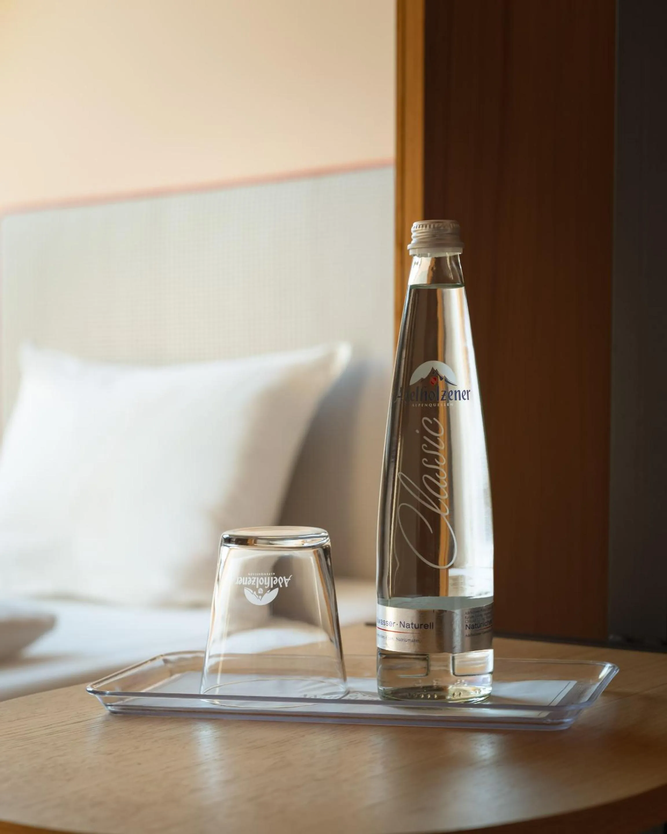 Bed in Hotel Miano by Limehome