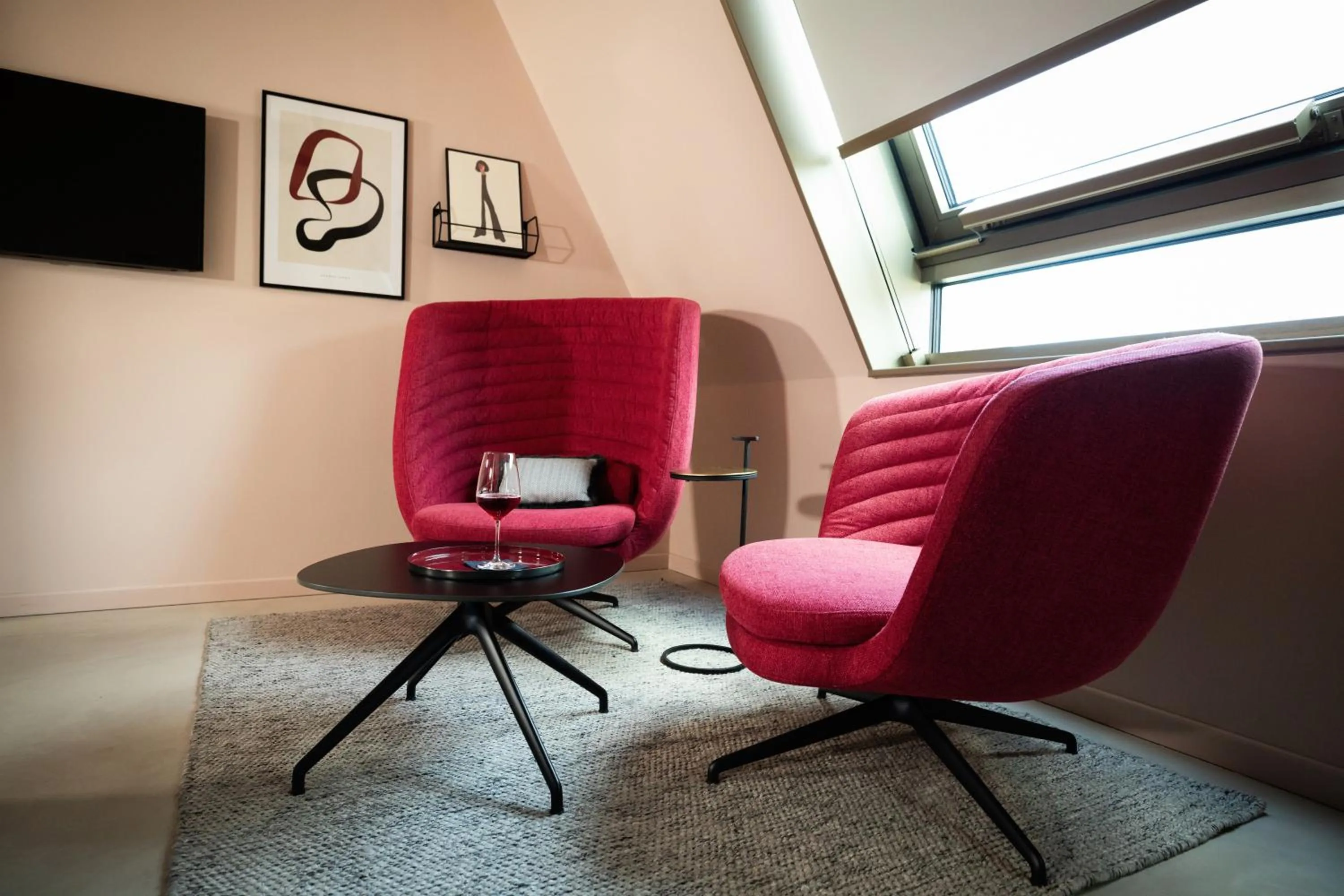 Living room in MIANO Hotel & Bar