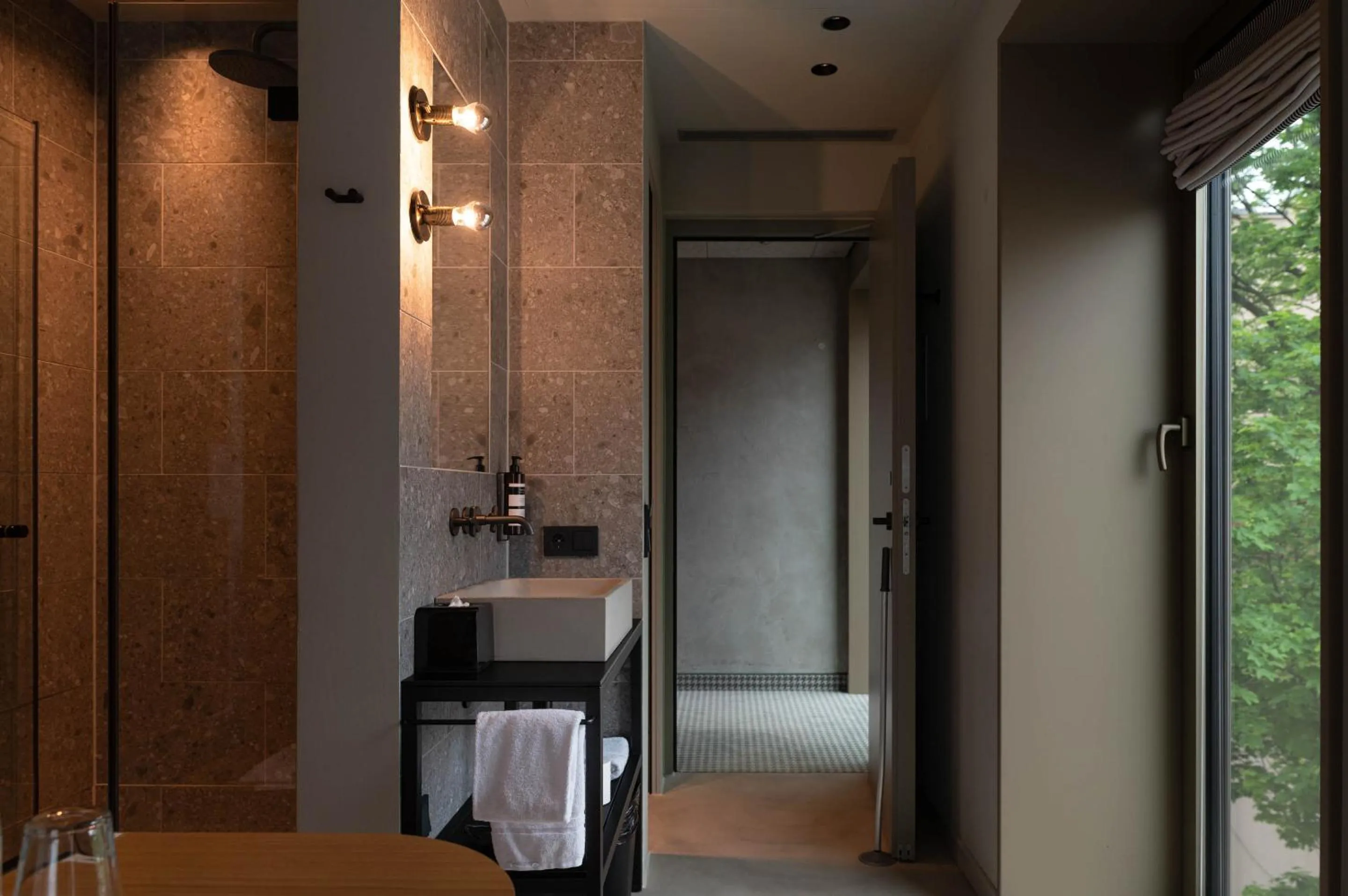 Bathroom in Hotel Miano by Limehome