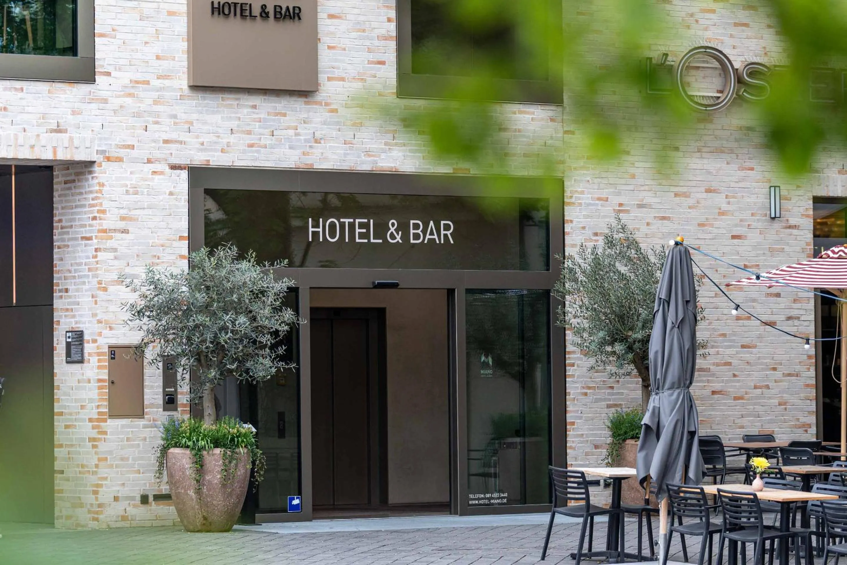 Facade/entrance in Hotel Miano by Limehome