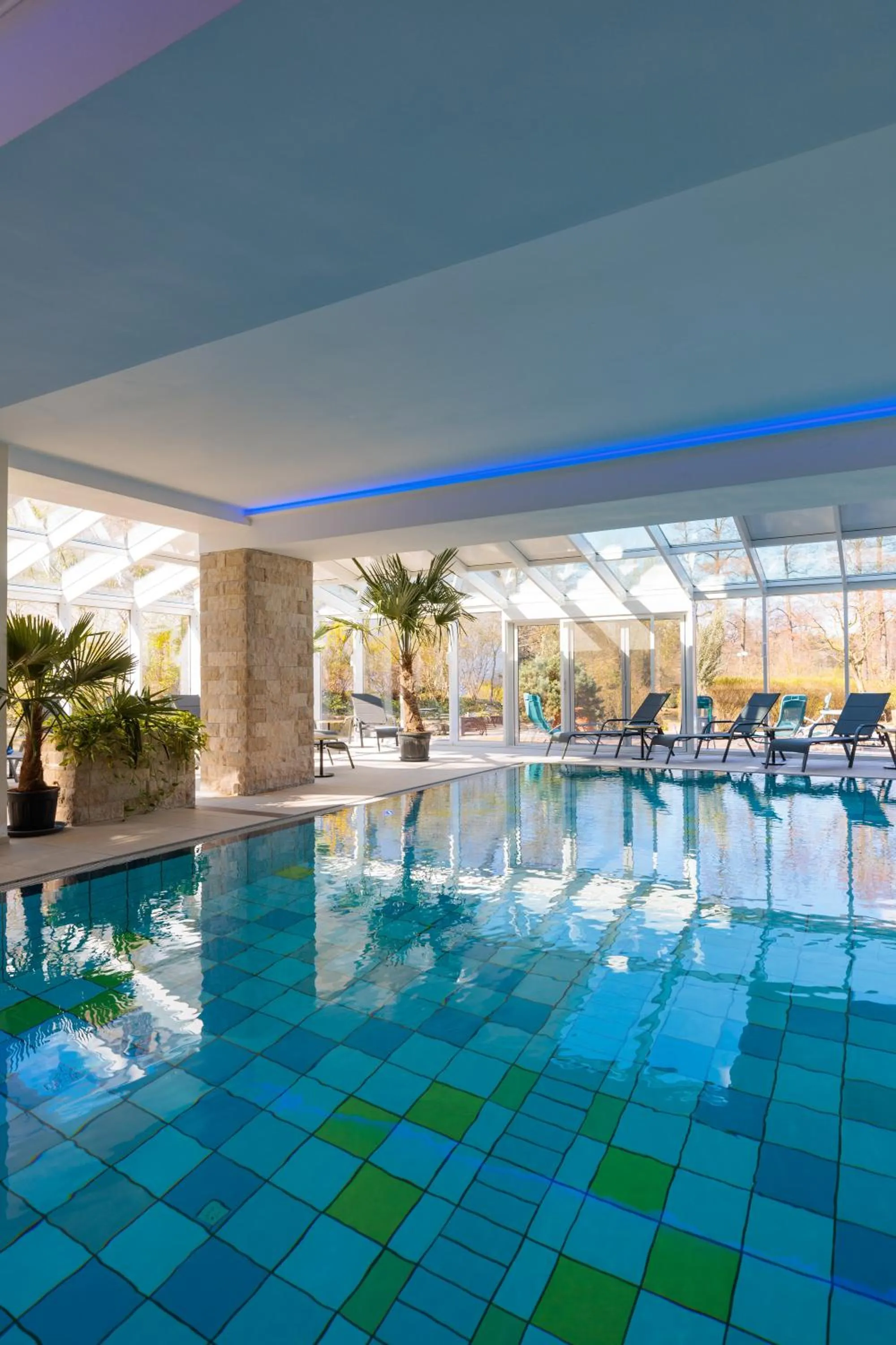 Swimming pool in Residenz Seehotel Berlin Brandenburg