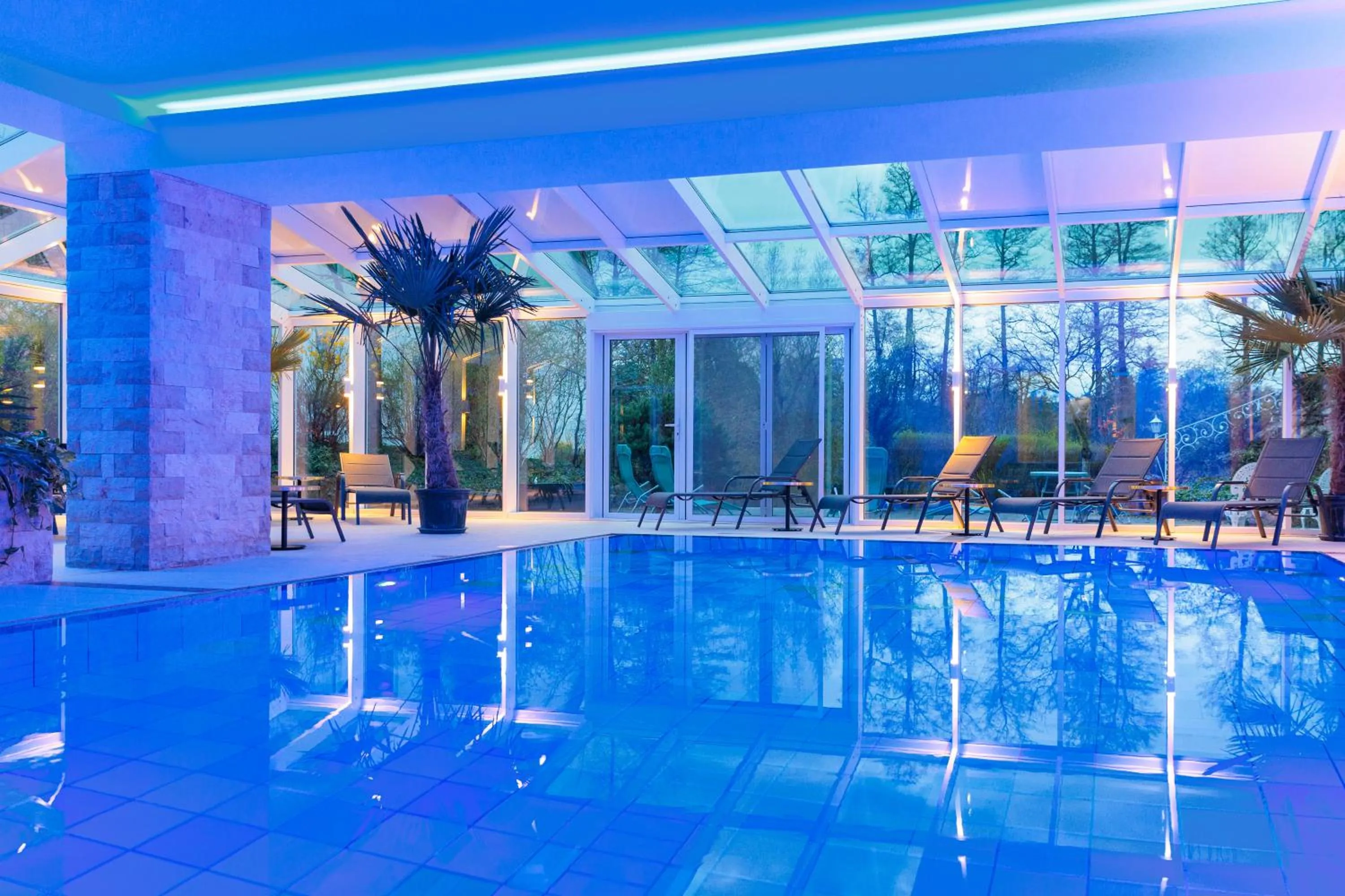Swimming pool in Residenz Seehotel Berlin Brandenburg