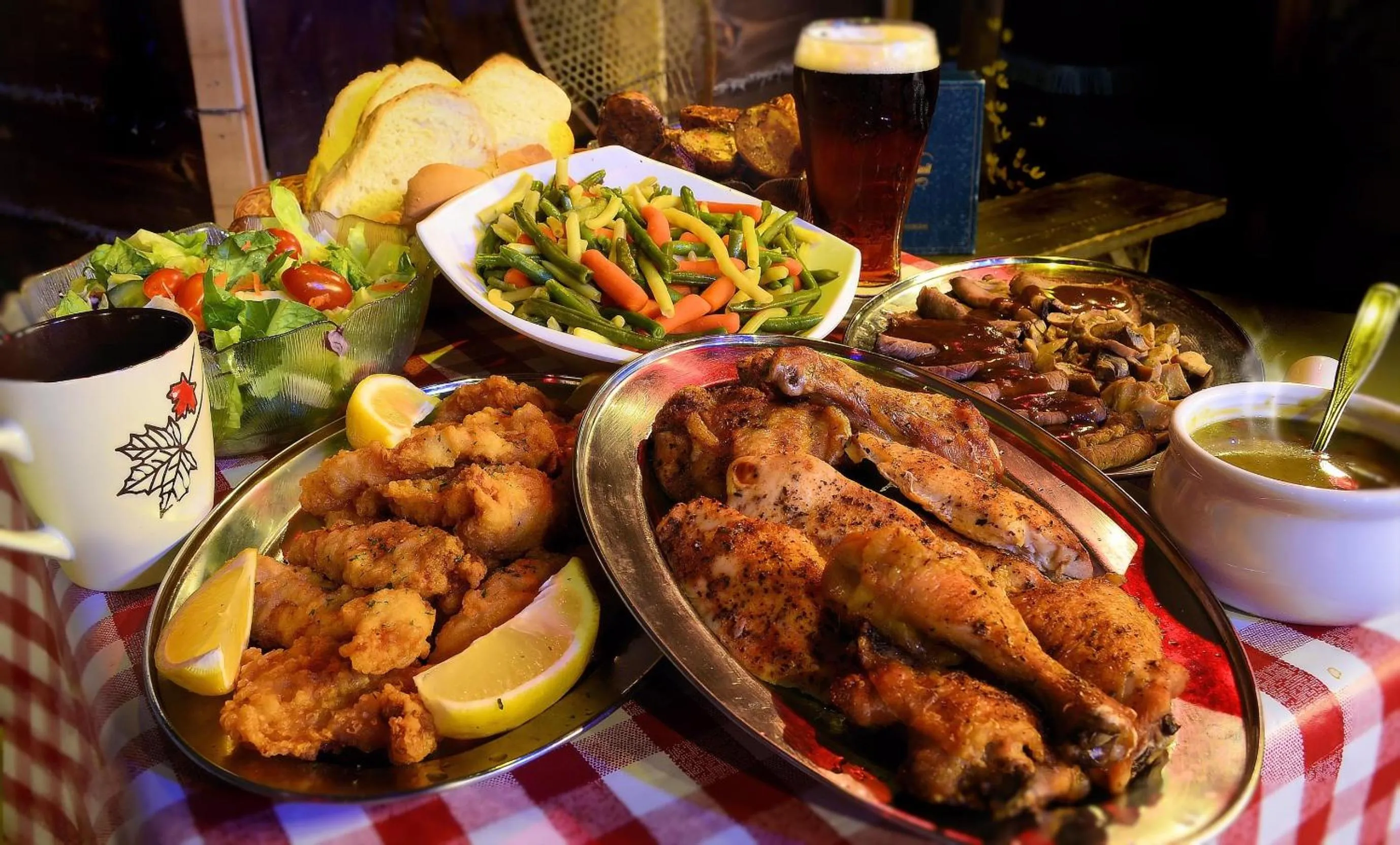 Restaurant/places to eat in Hotel Green 16