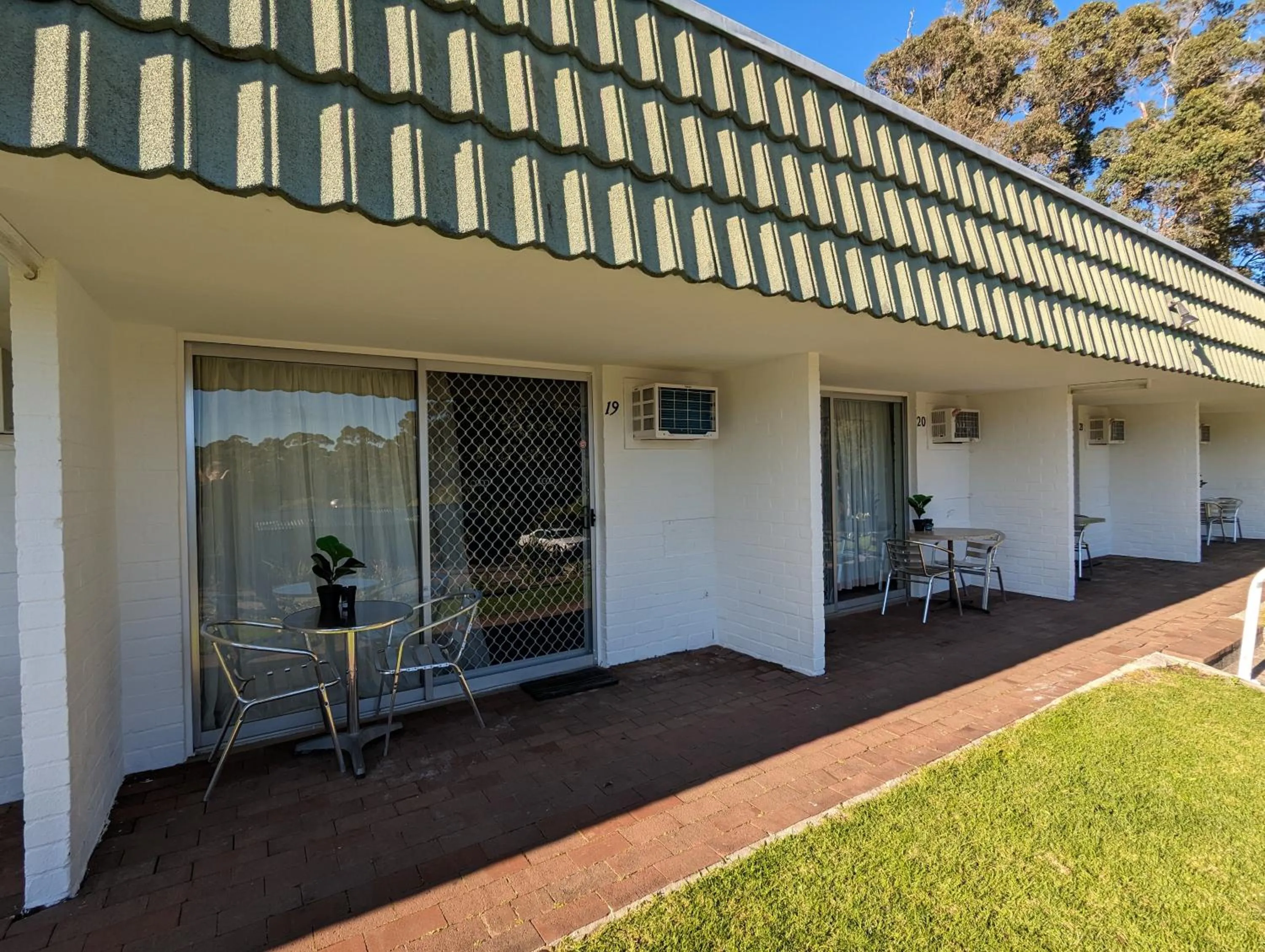 Balcony/Terrace in Gloucester Motel Pemberton Manjimup