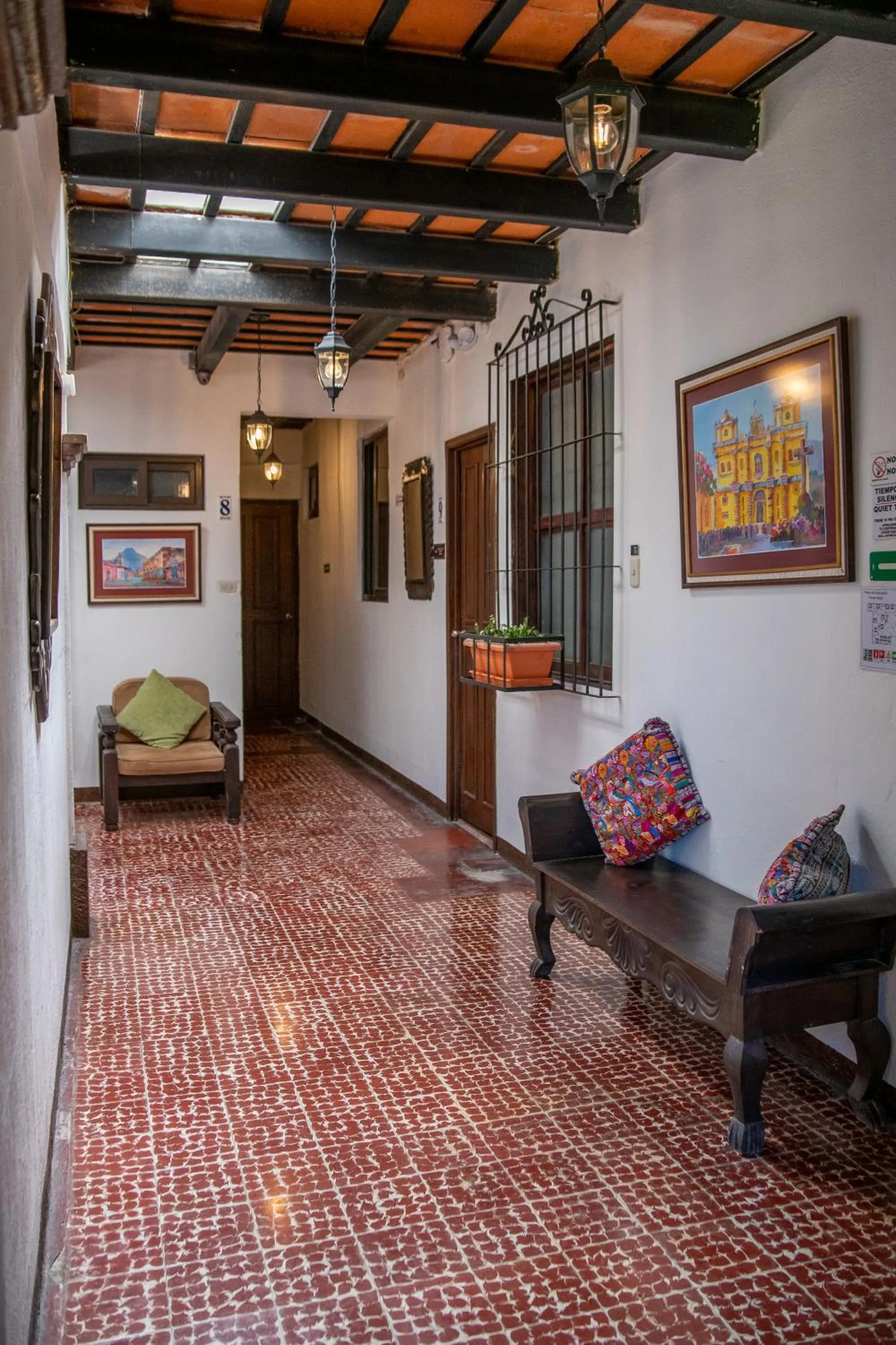 Decorative detail in Hotel Las Camelias Inn by AHS