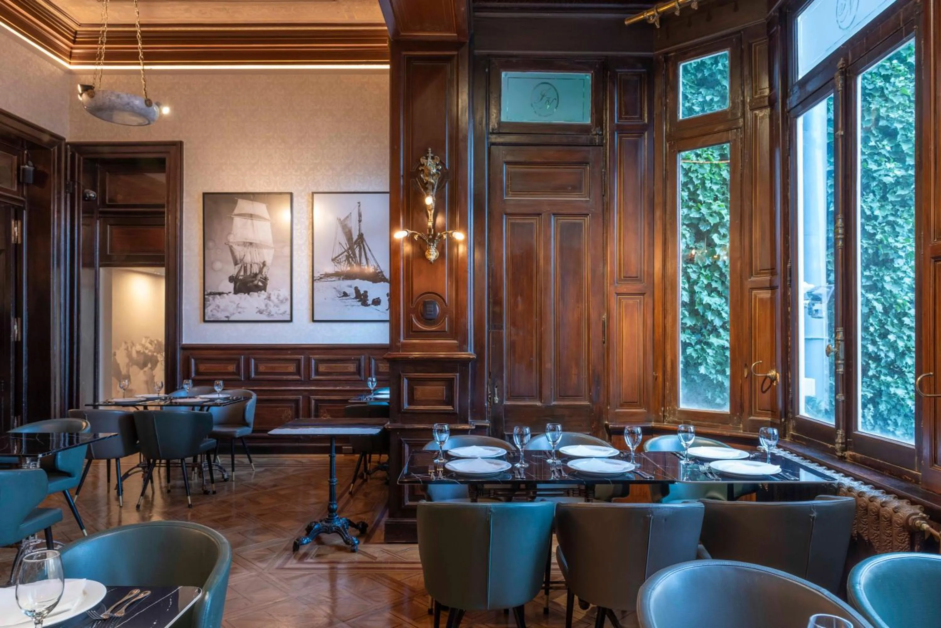 Restaurant/places to eat in Hotel José Nogueira