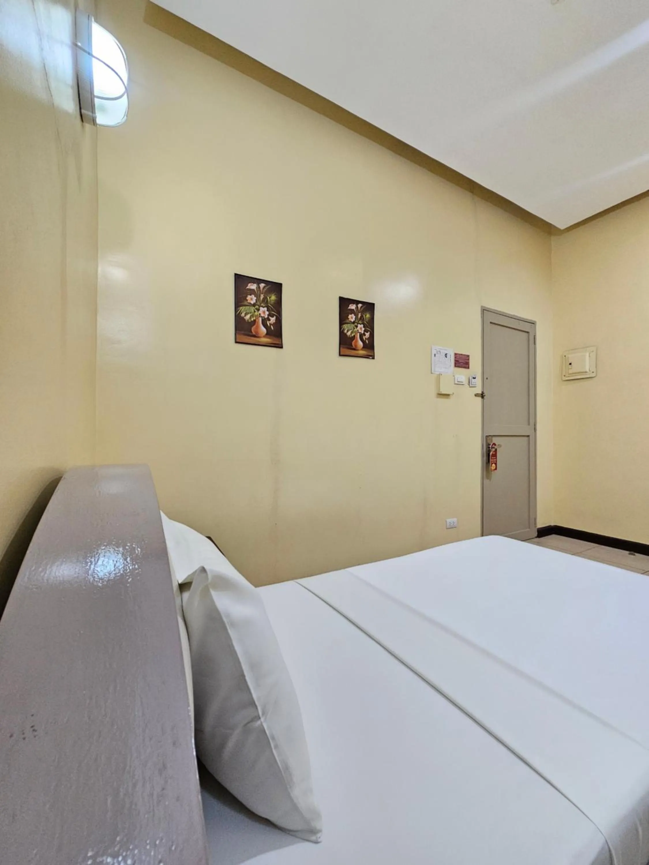 Bed in Hotel Nicanor