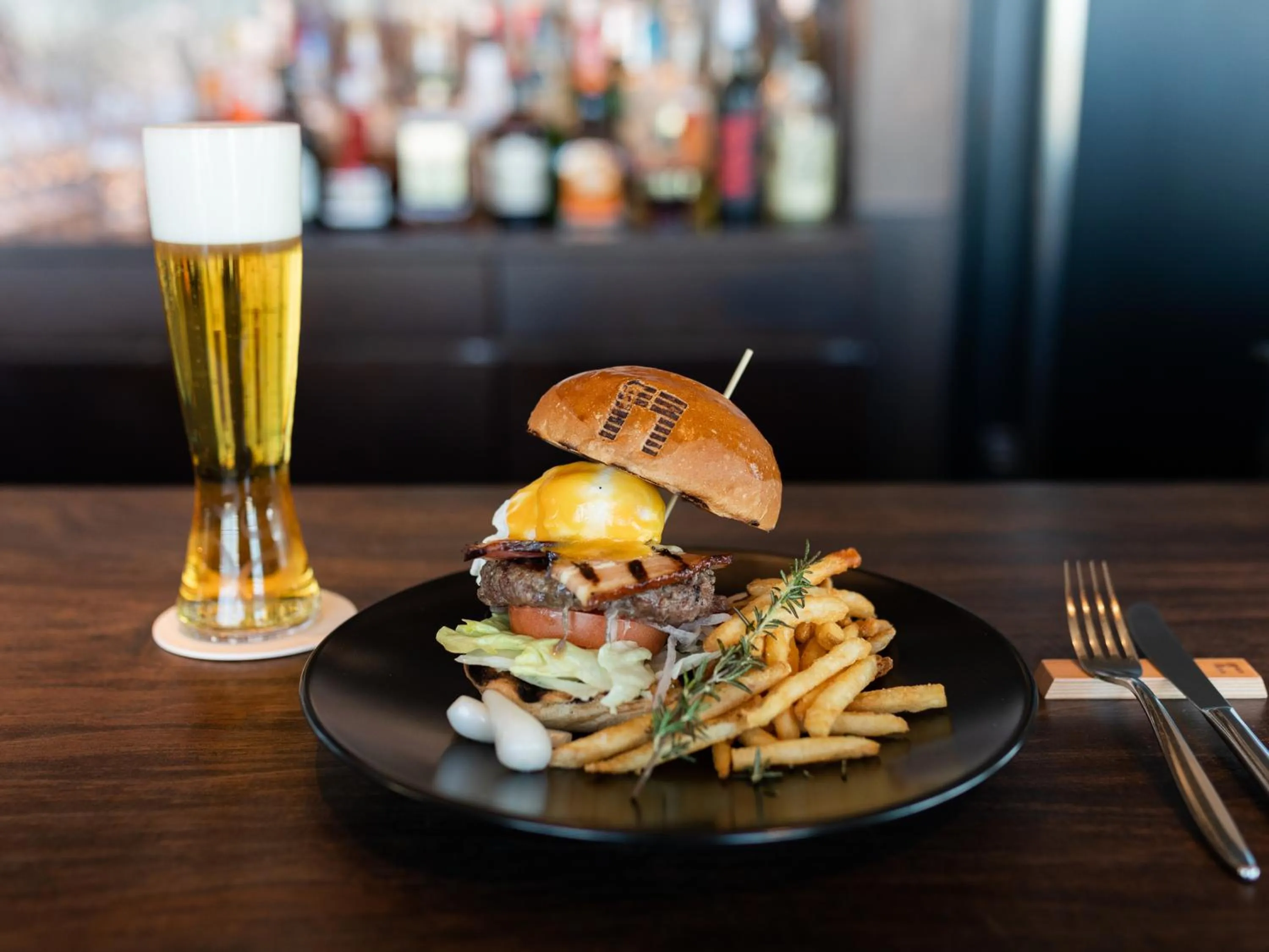 Restaurant/places to eat in The Gate Hotel Kaminarimon by Hulic