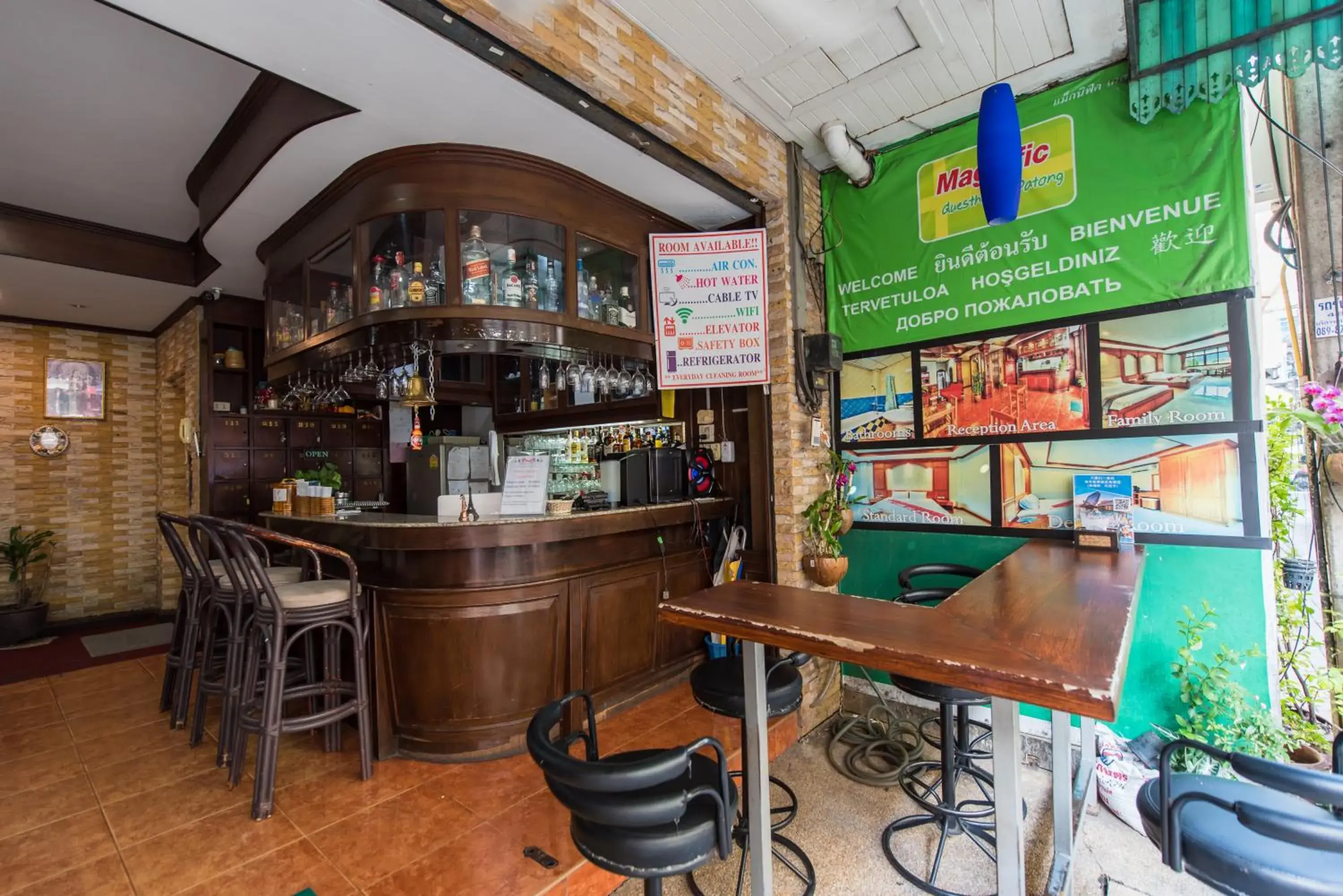 Lobby or reception in Magnific Patong Lobby or reception in Magnific Patong