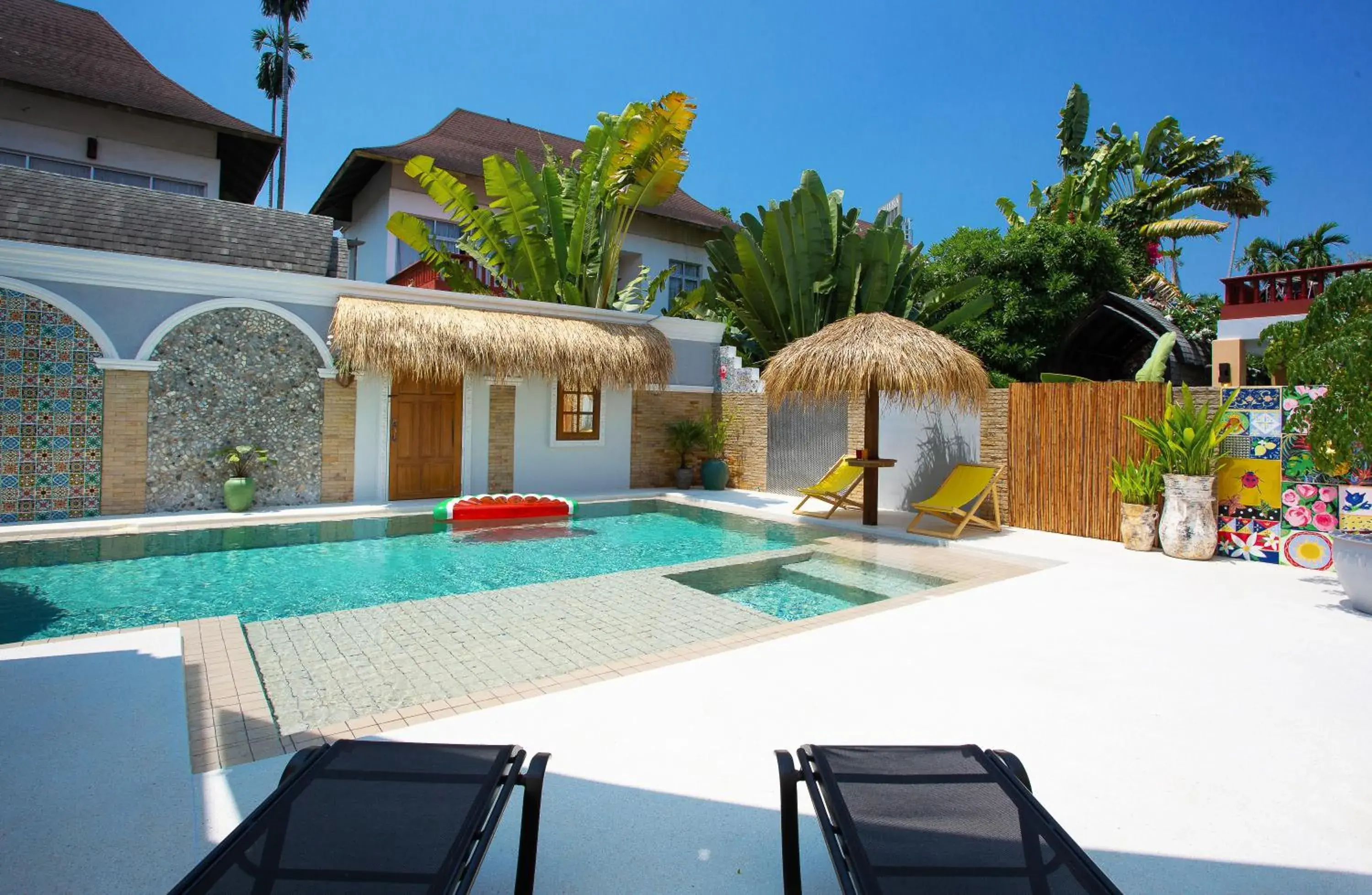 Property building in Nagawari Art Maldives BBQ Pattaya Villa Property building in Nagawari Art Maldives BBQ Pattaya Villa