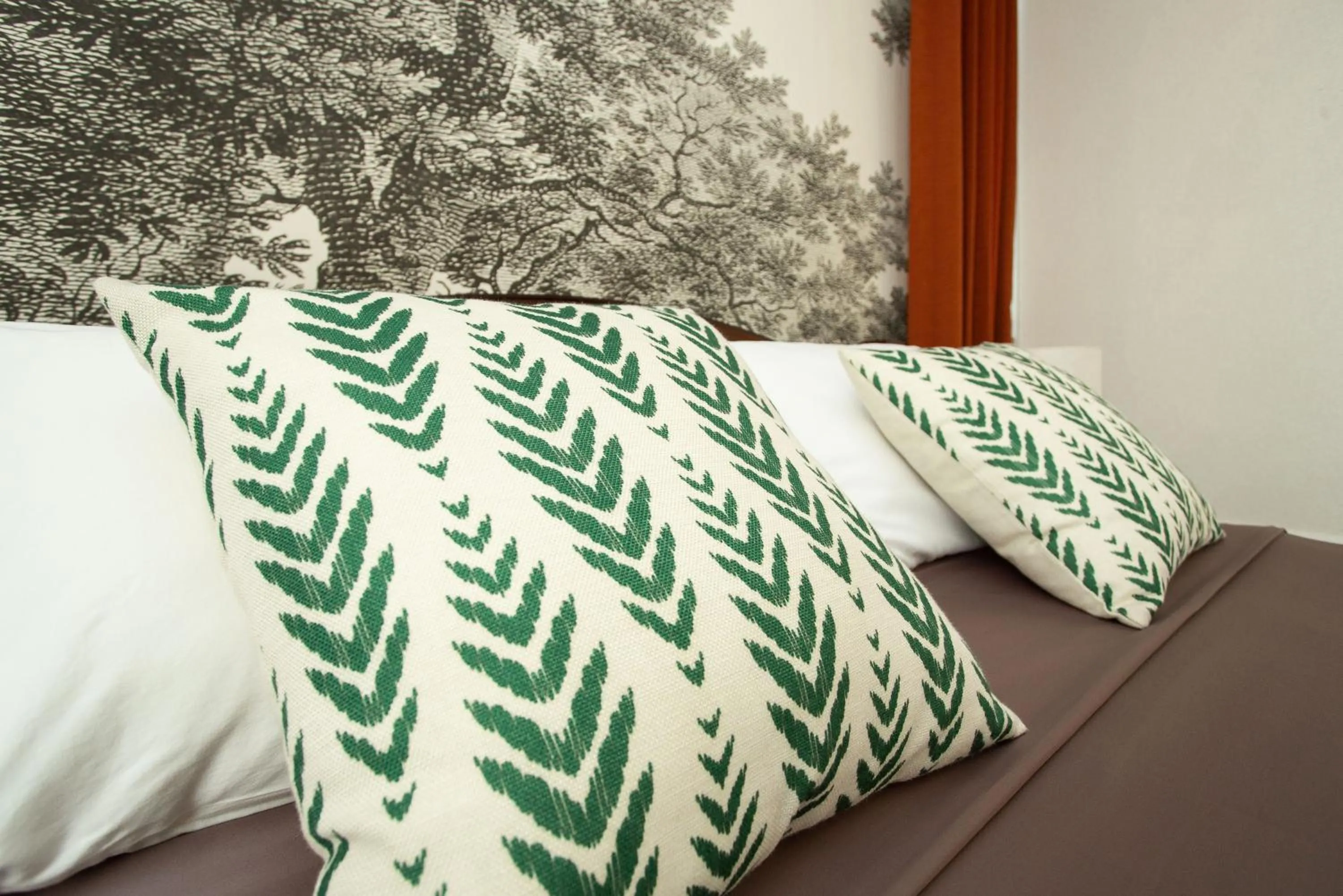 Bed in Nagawari Art Maldives BBQ Pattaya Villa