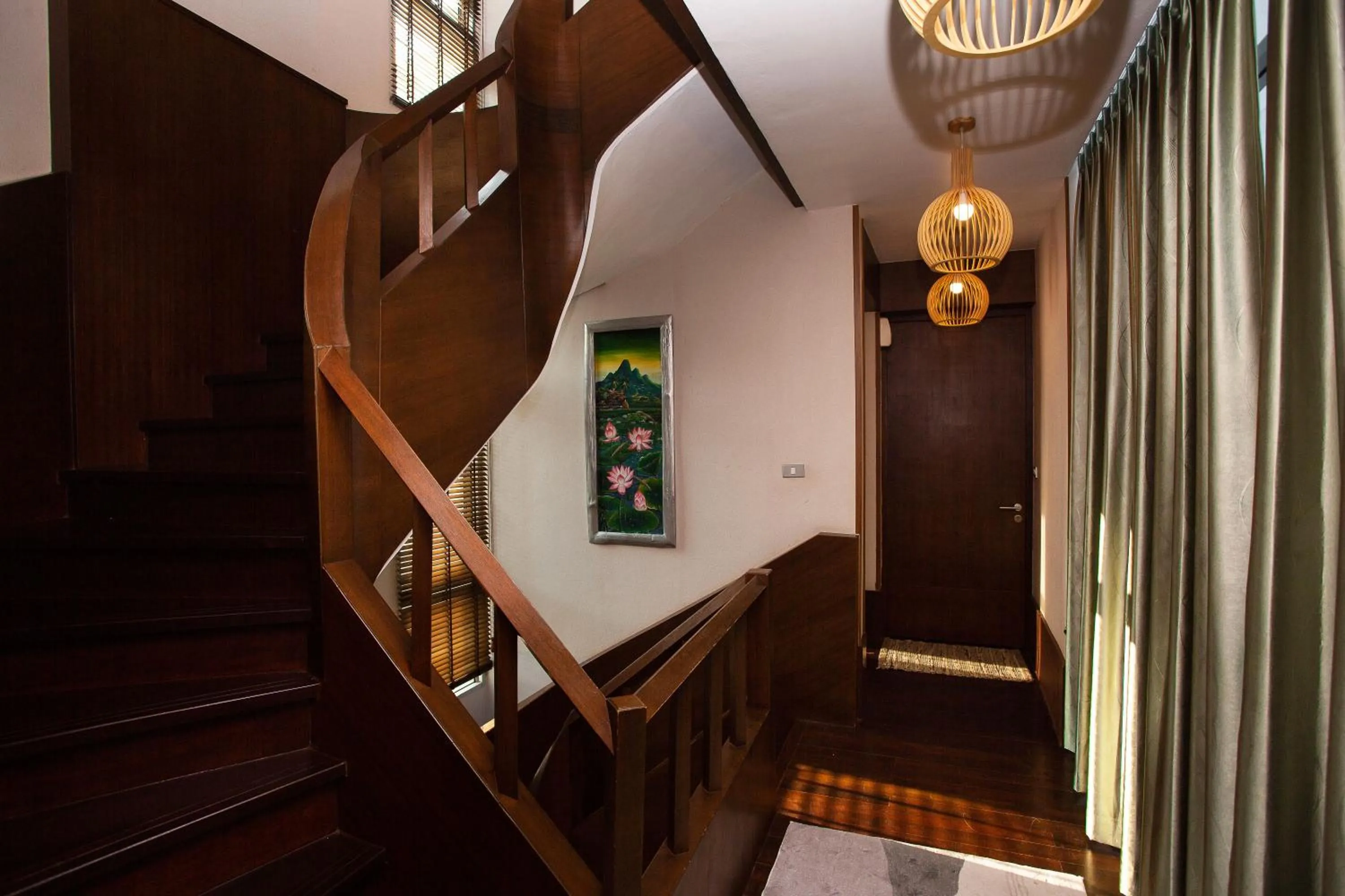 Decorative detail in Nagawari Art Maldives BBQ Pattaya Villa