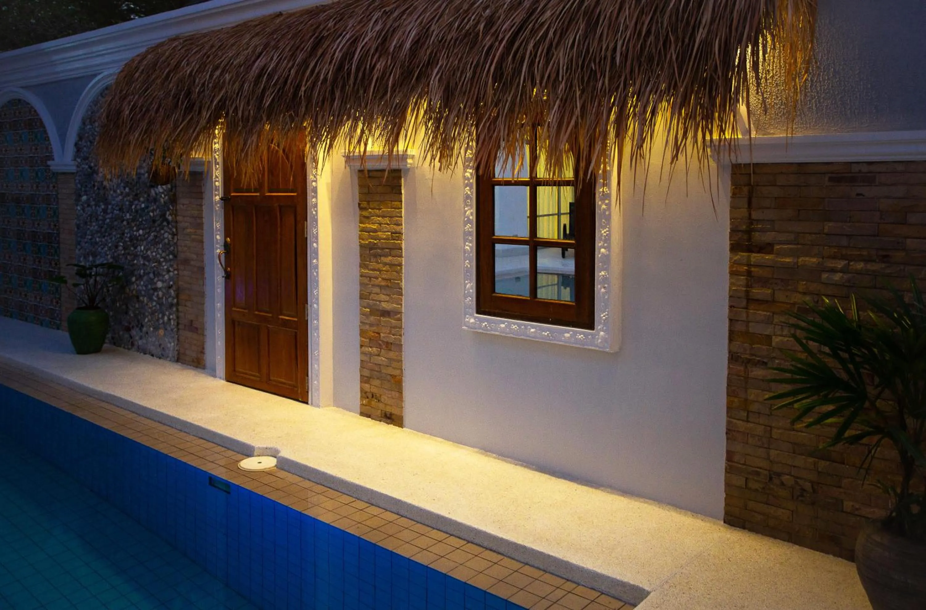 Night in Nagawari Art Maldives BBQ Pattaya Villa