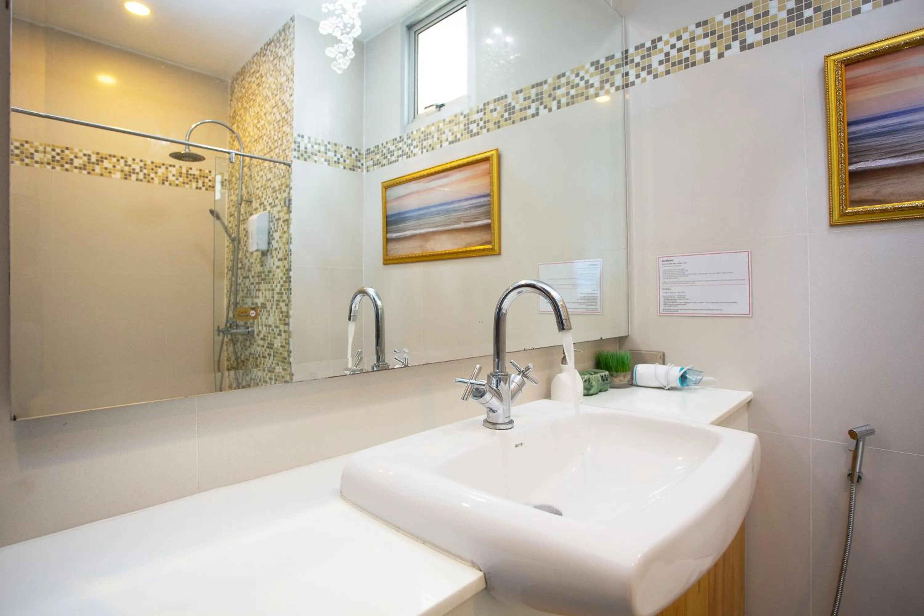 Bathroom in Nagawari Art Maldives BBQ Pattaya Villa