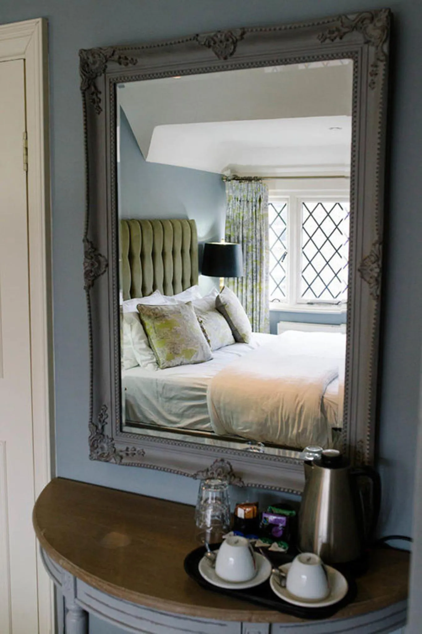 Bedroom, Bed in Prince of Wales - Townhouse