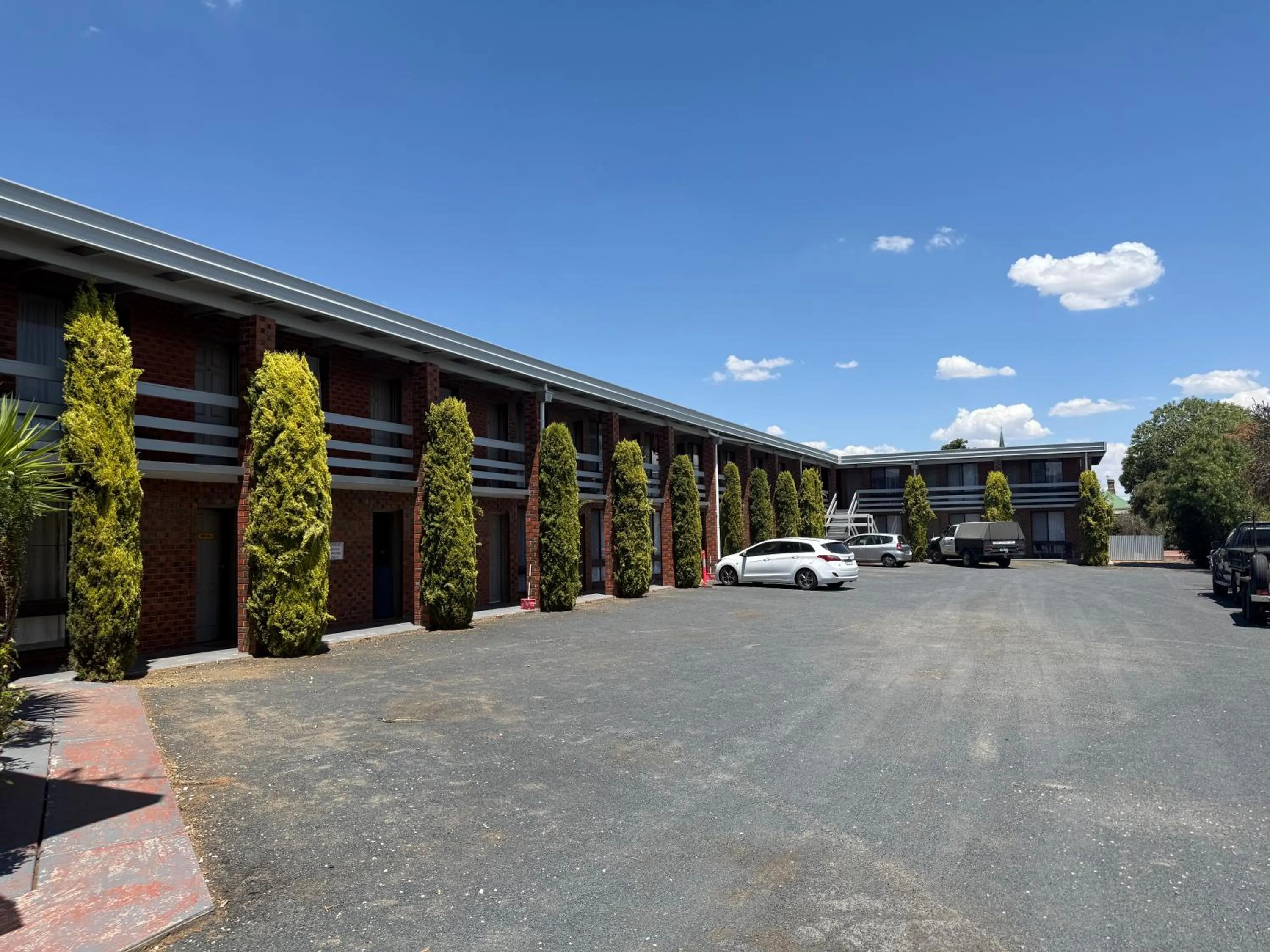 Property building in Zero Inn Motel