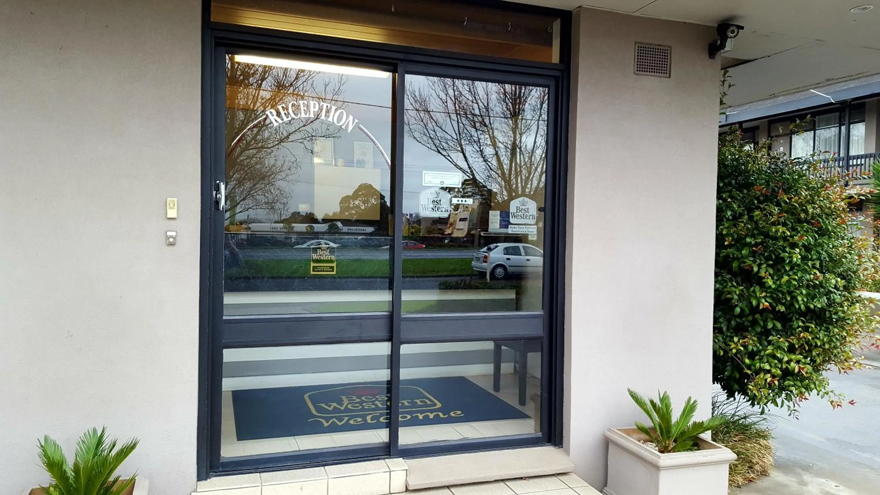 Lobby or reception in Best Western Governor Gipps Motor Inn