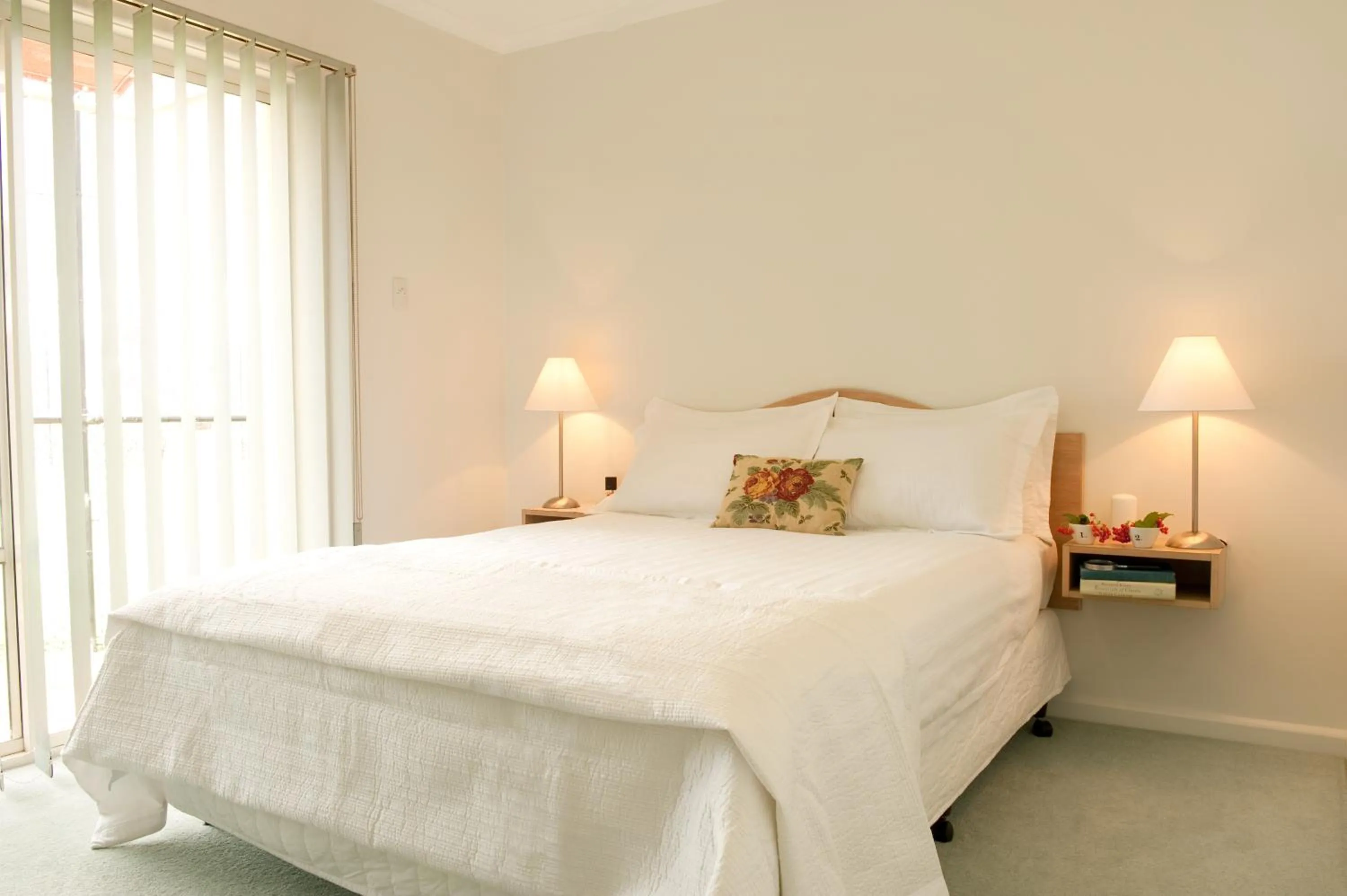 Bed in The Moorings at Metung