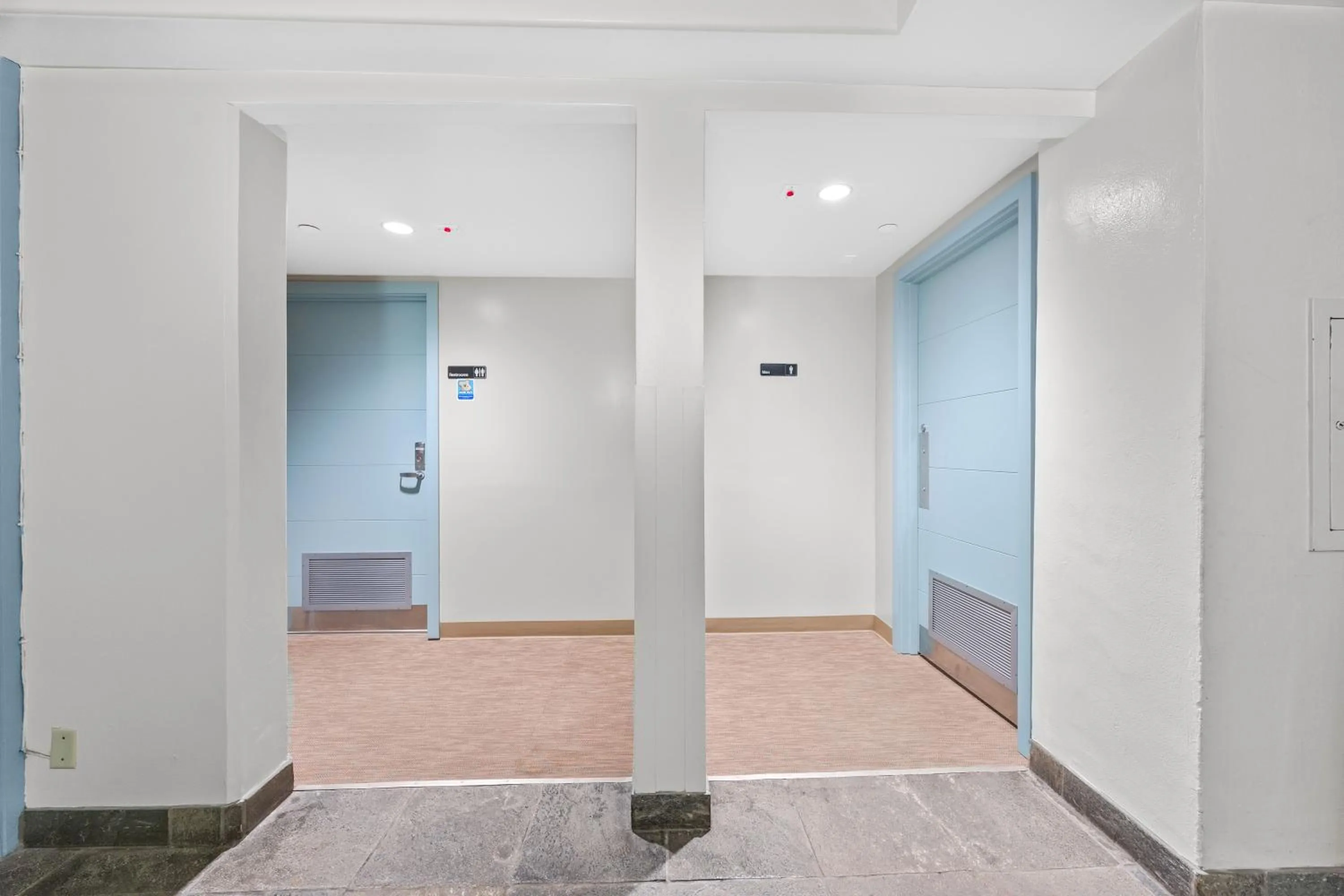 Bathroom in Fabulous Diamond Head & Ocean View Condo with Free Parking