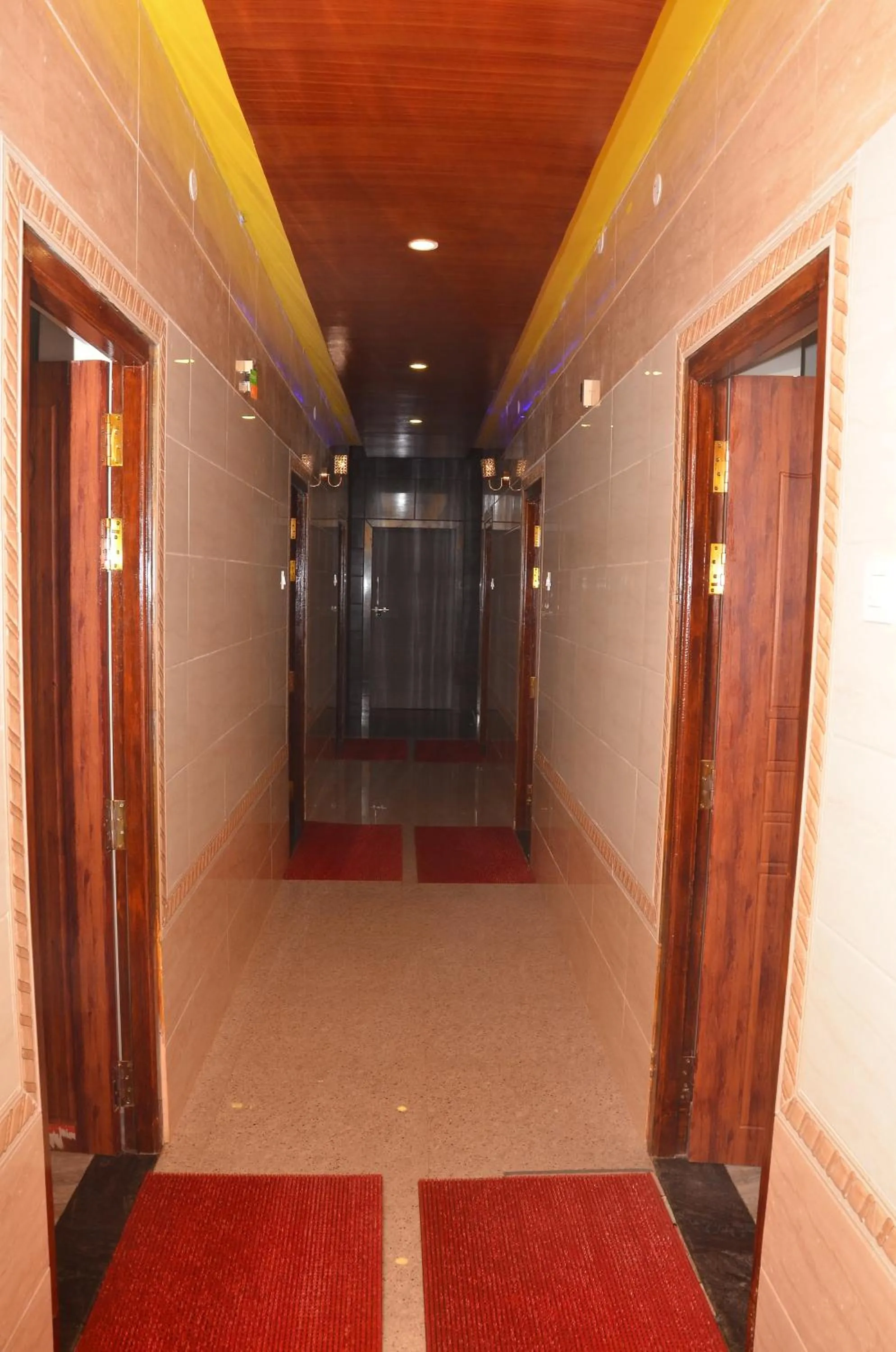 HOTEL PANCHAVARNAA