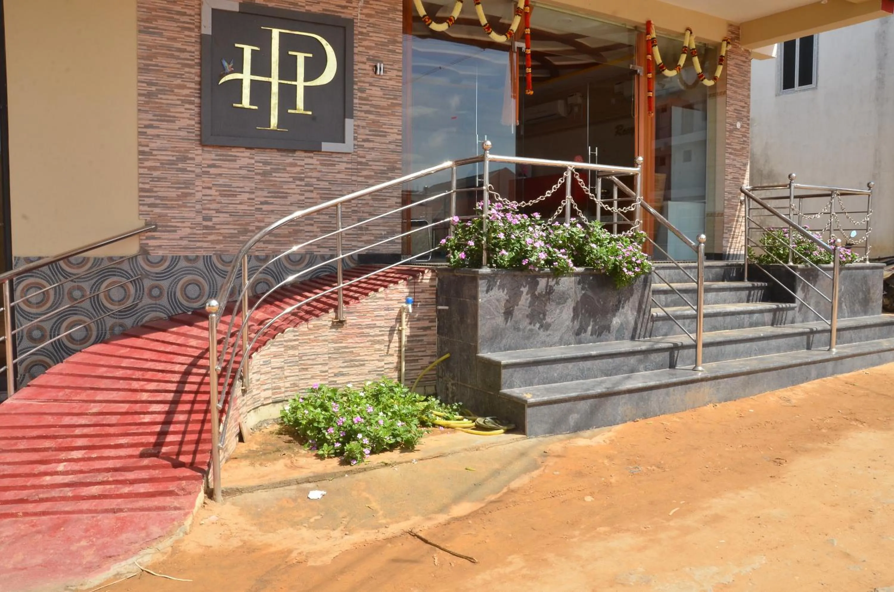 HOTEL PANCHAVARNAA