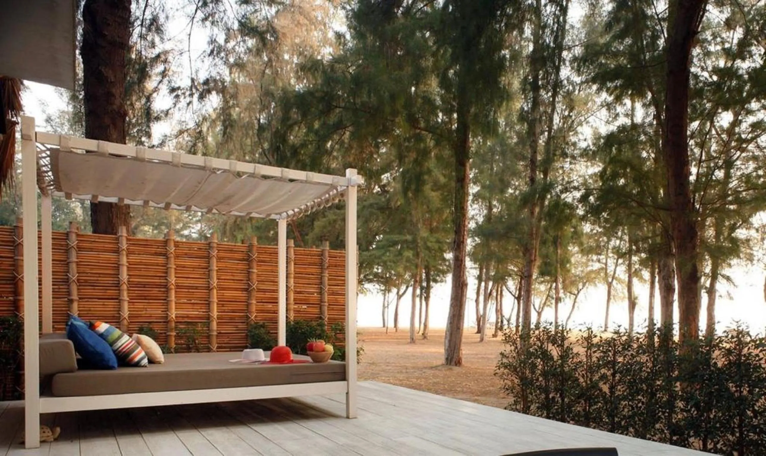 Hansar Casuarina Cha am