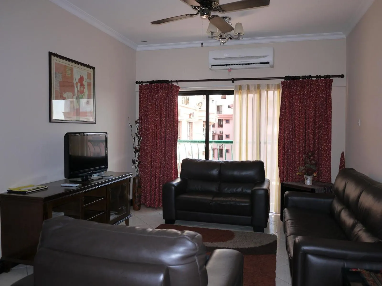 TV and multimedia in Marina Condominium Holiday Homestay
