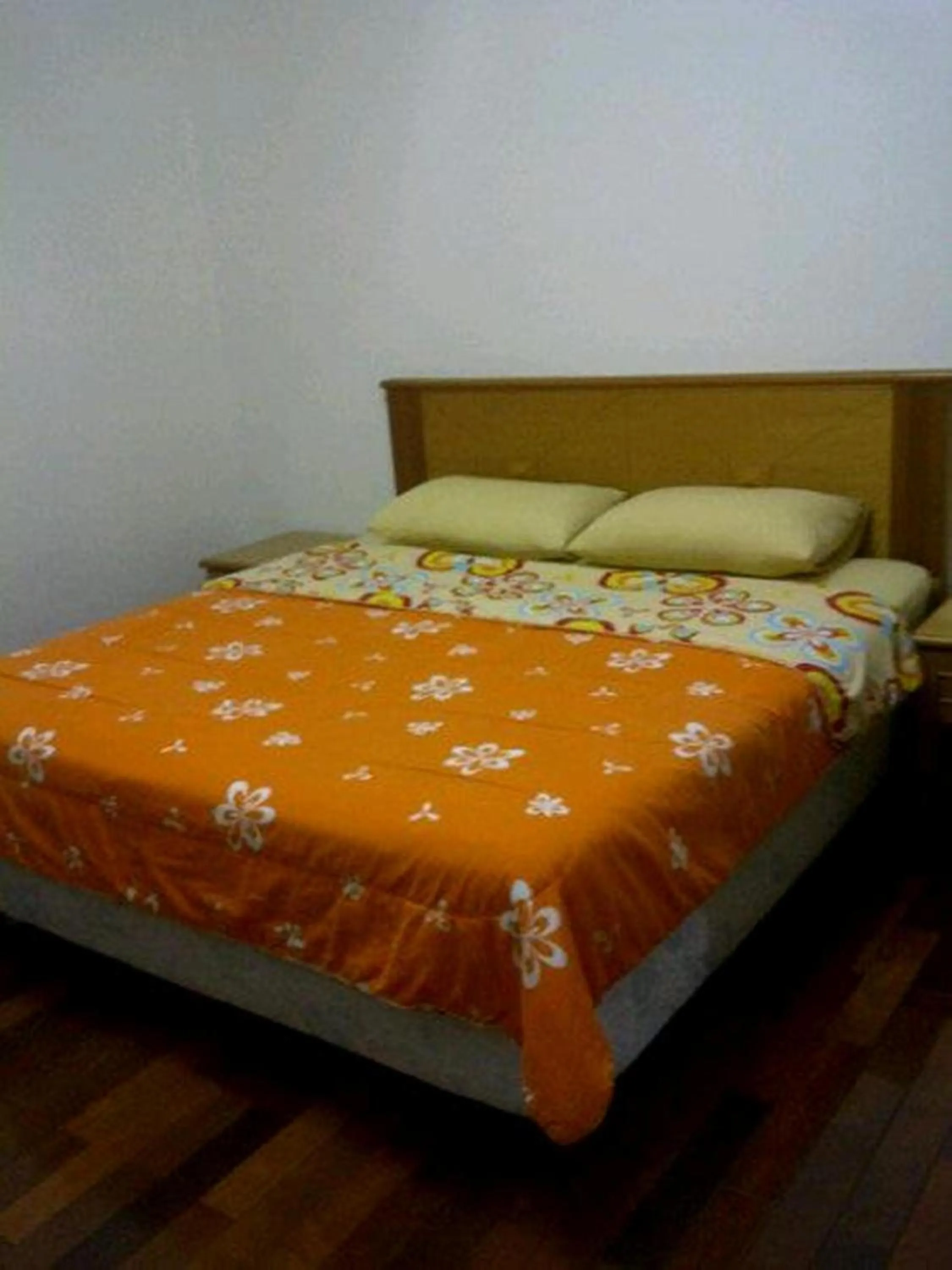 Bedroom, Bed in Marina Condominium Holiday Homestay