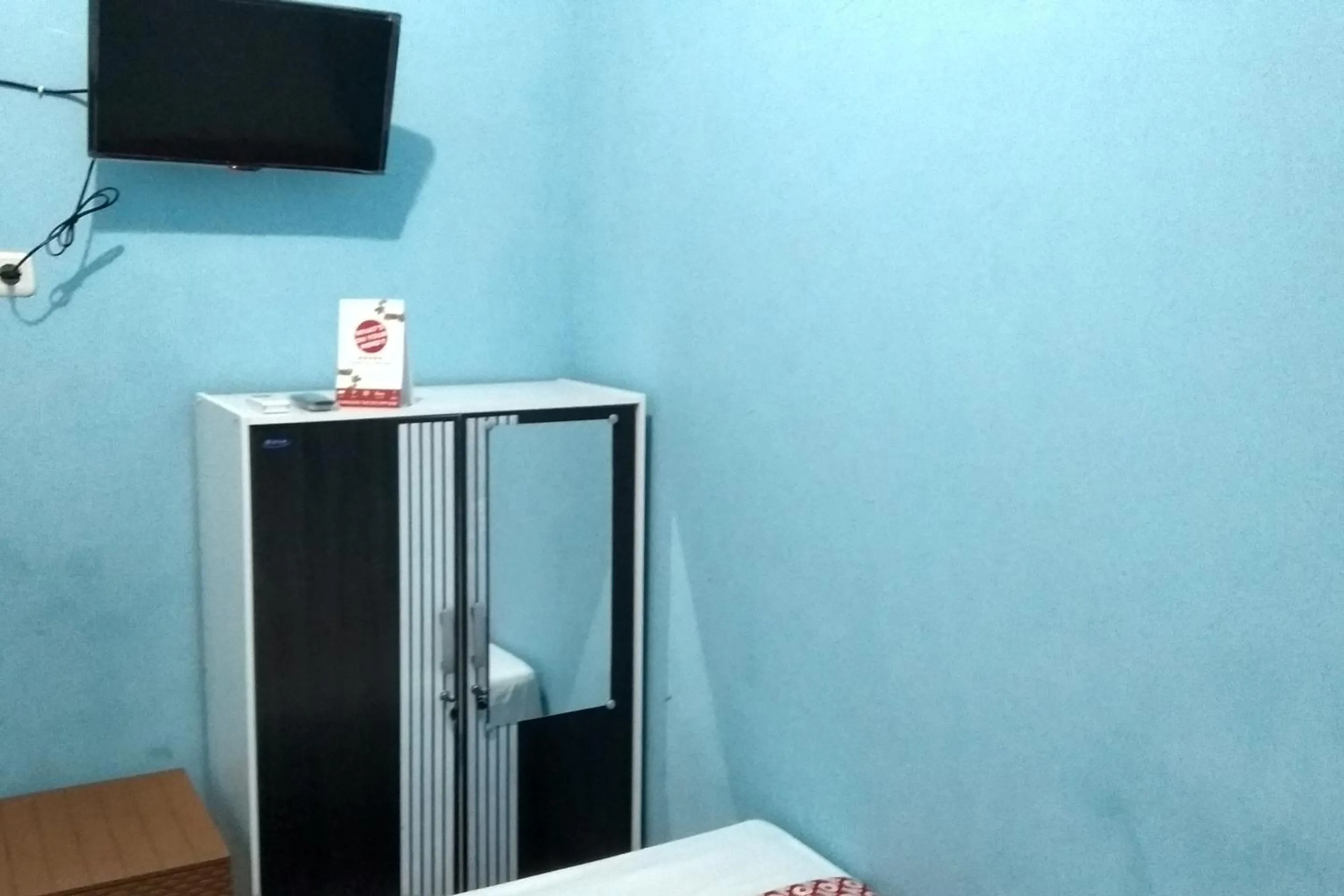 Bedroom in Hotel O Homestay 47 Latanete Near Living Plaza