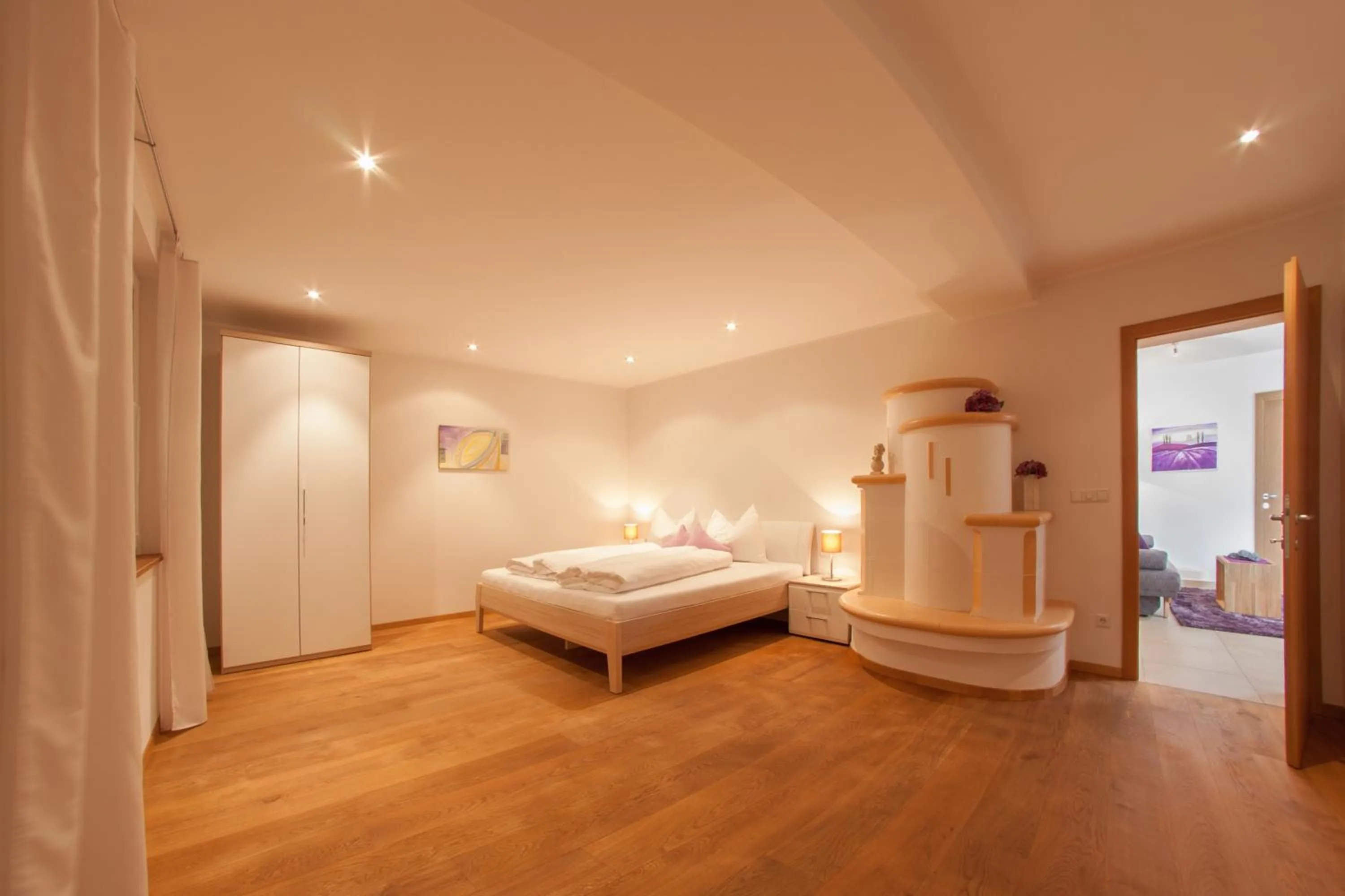 Photo of the whole room, Bed in Appartements Verdinserhöhe