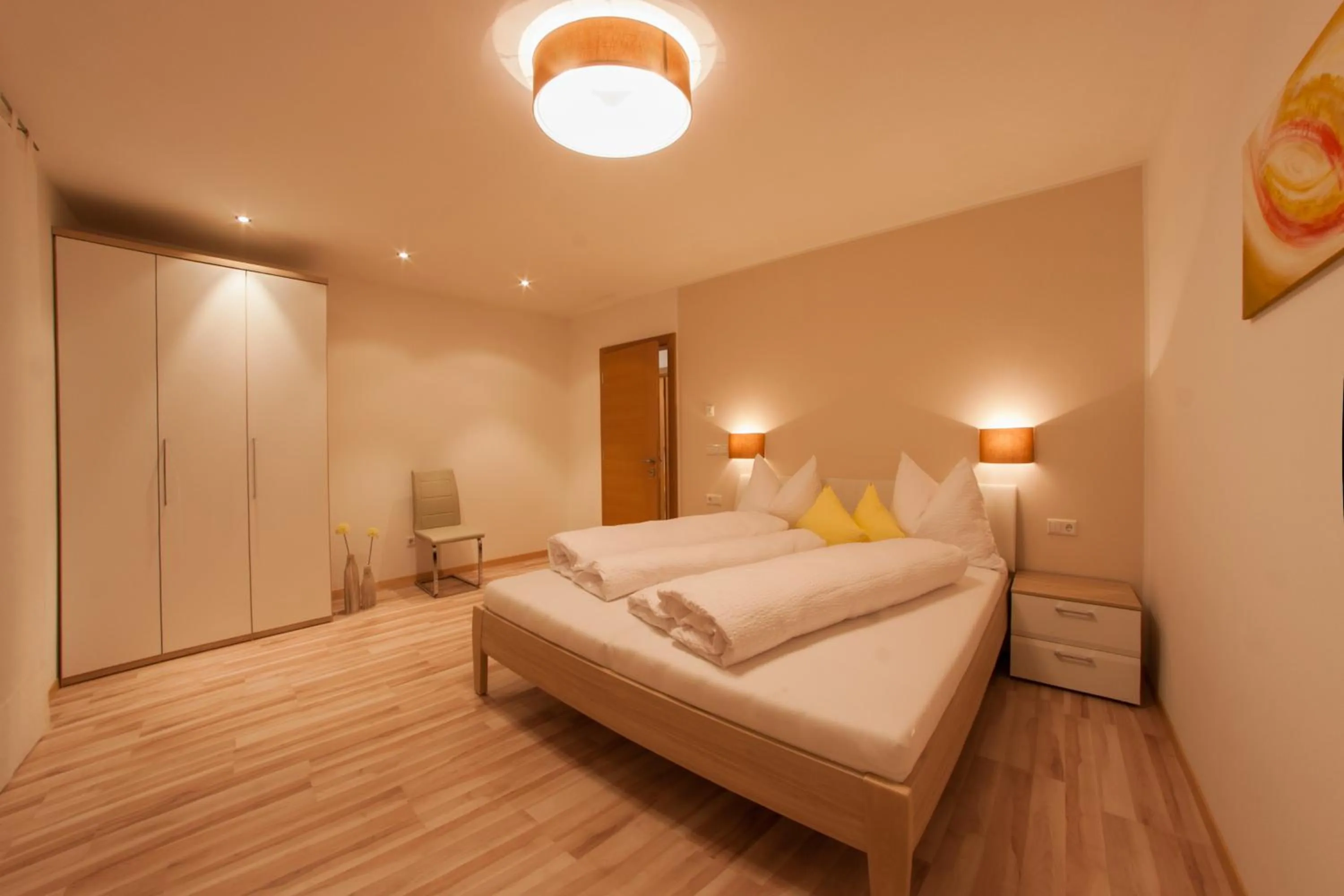 Photo of the whole room, Bed in Appartements Verdinserhöhe