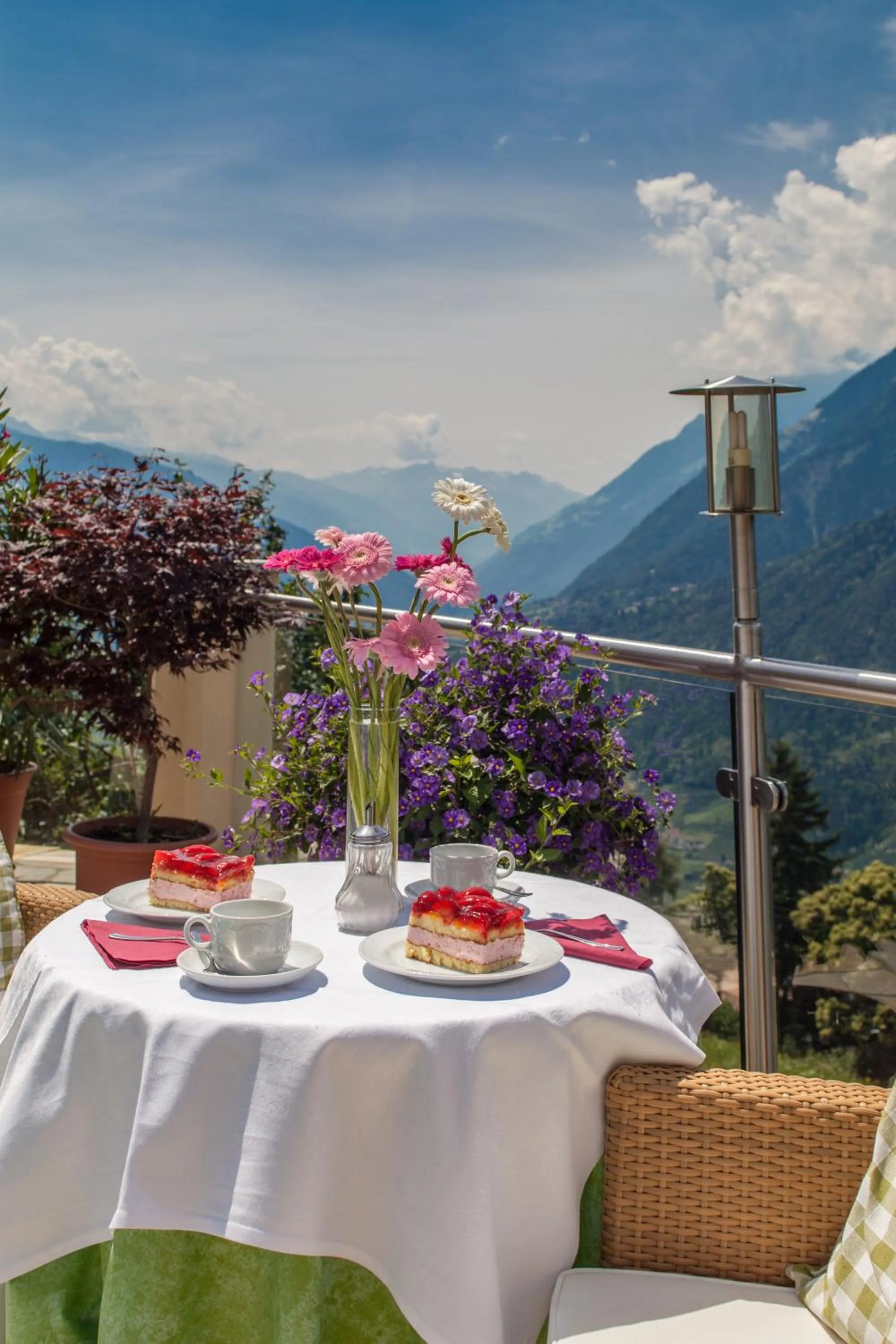 Property building in Appartements Verdinserhöhe