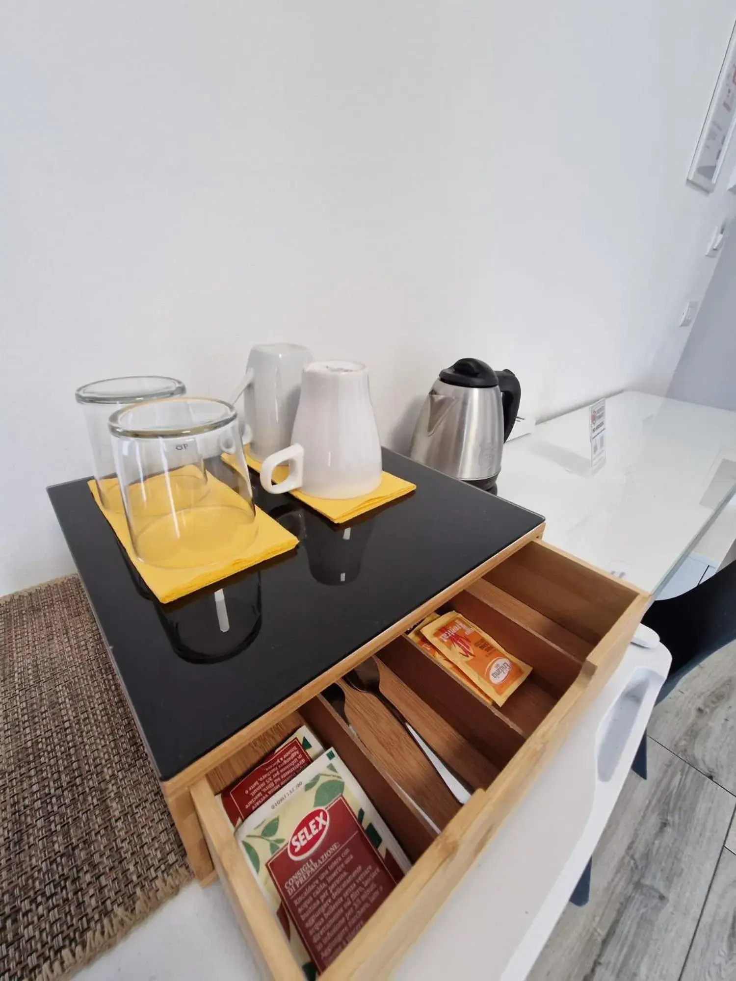 Decorative detail in BGY Airport House Grassobbio Decorative detail in BGY Airport House Grassobbio