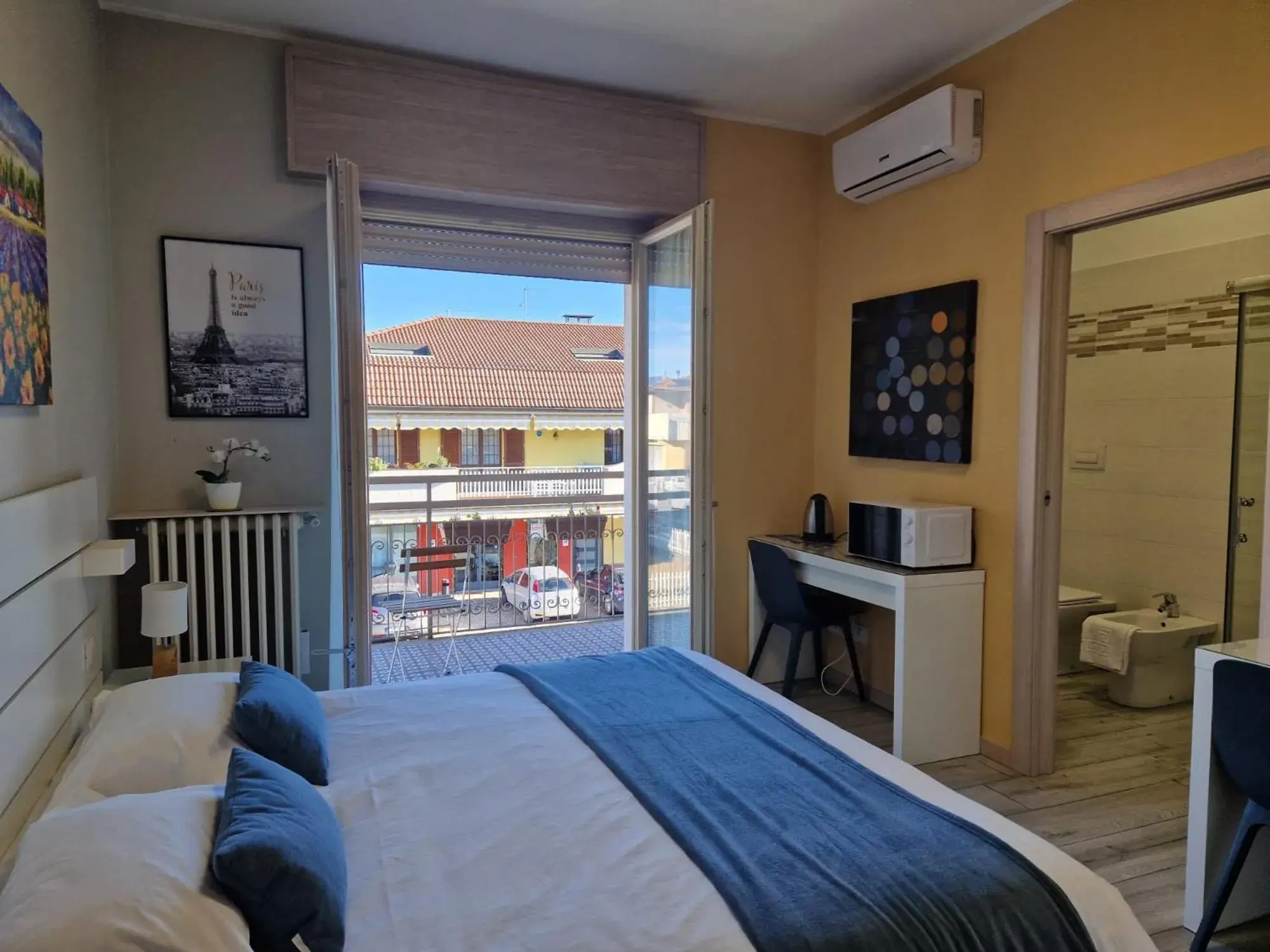 Bedroom, Bed in BGY Airport House Grassobbio Bedroom, Bed in BGY Airport House Grassobbio