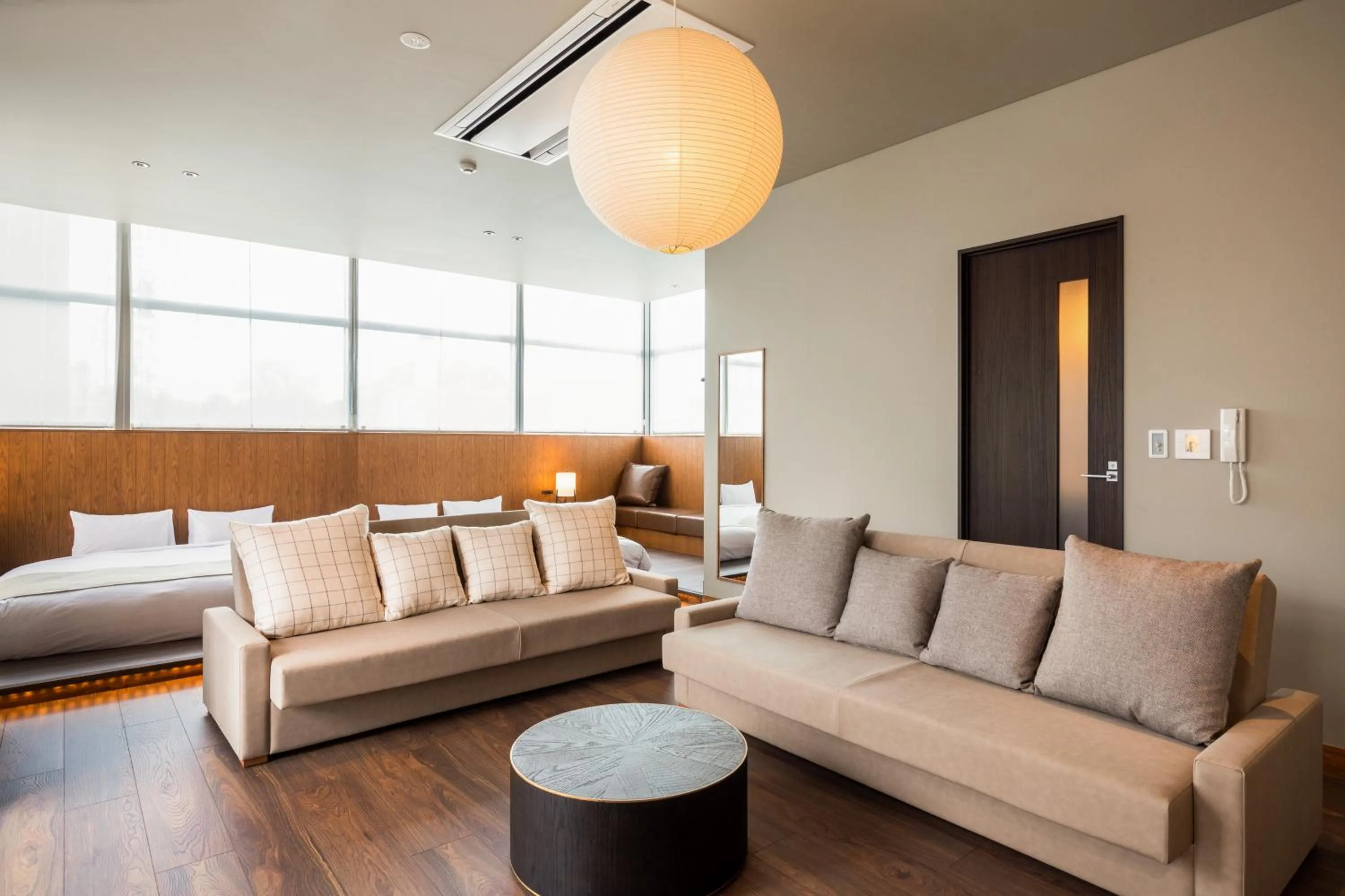 Bed in HOTEL KARUIZAWA CROSS