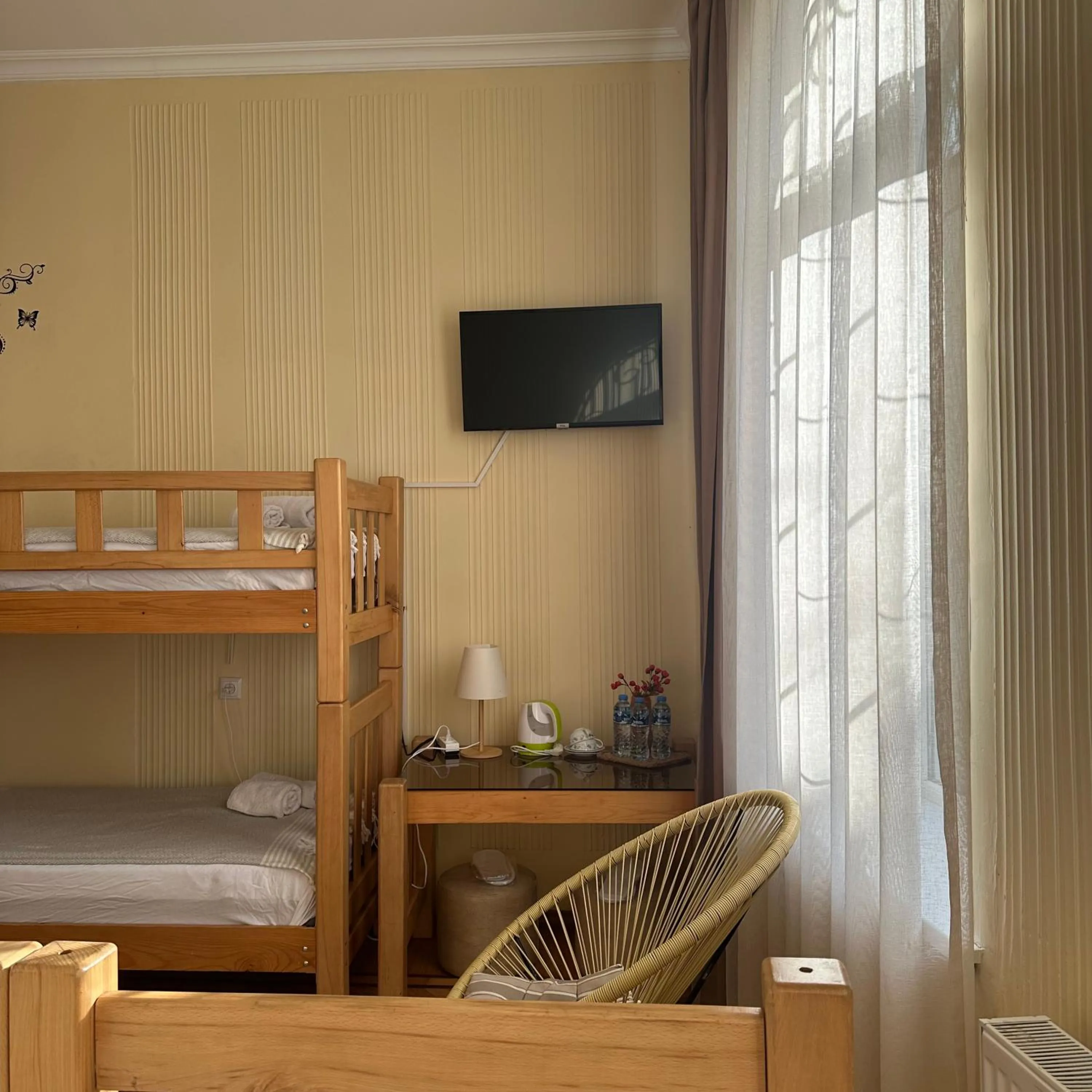 Family, Bed in Hotel 1870