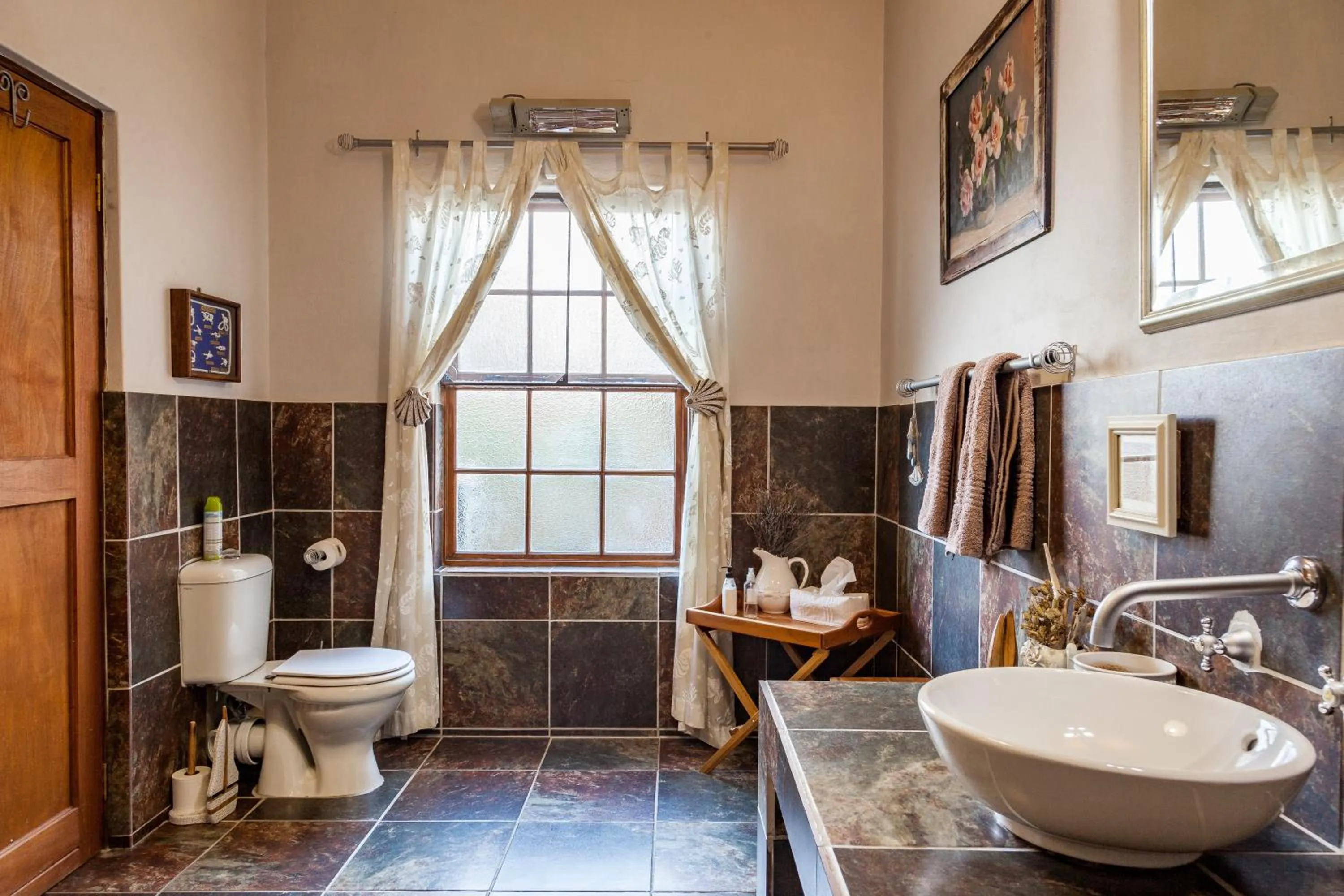Toilet in Karoo View Cottages