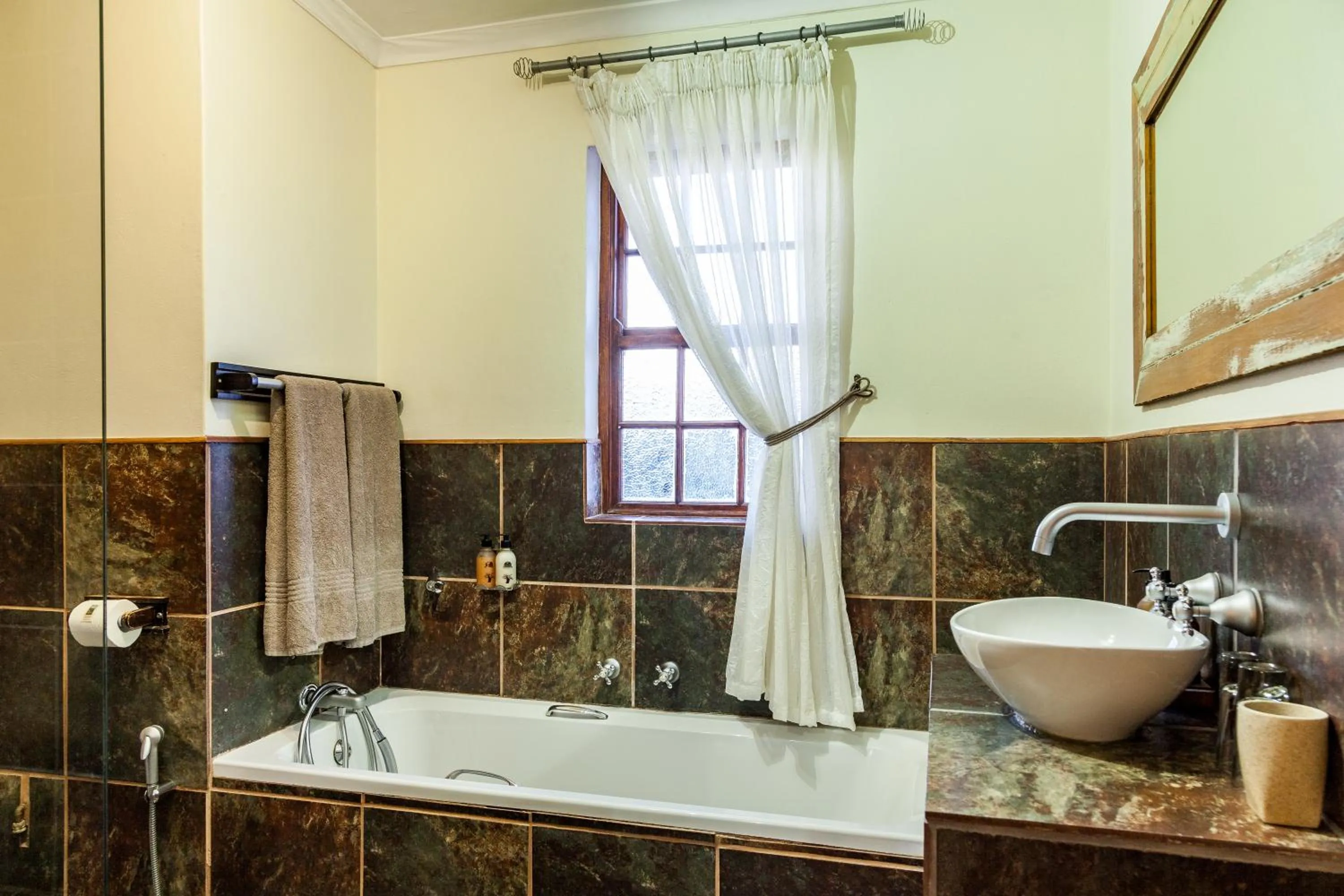 Bathroom in Karoo View Cottages