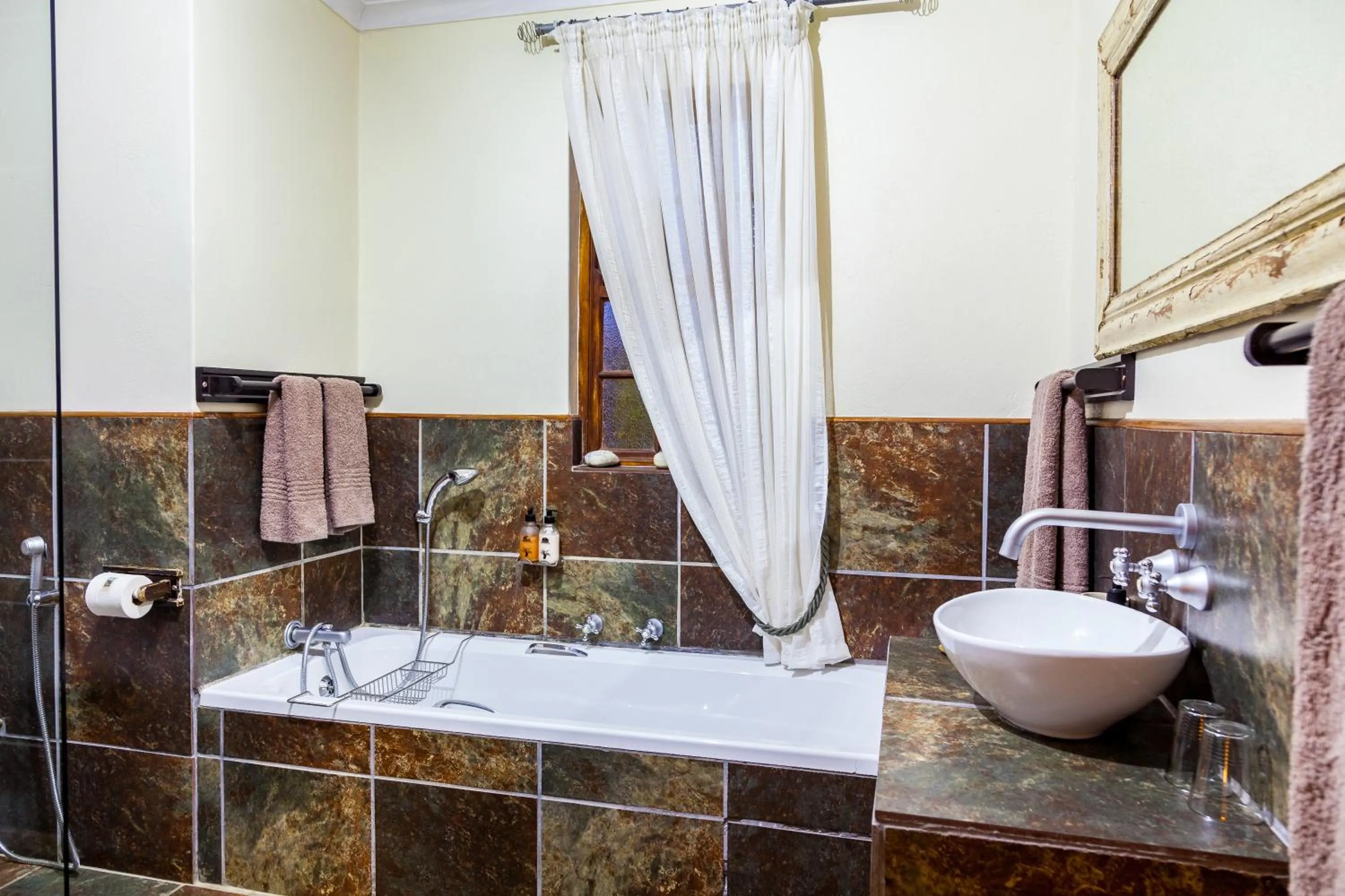 Bathroom in Karoo View Cottages