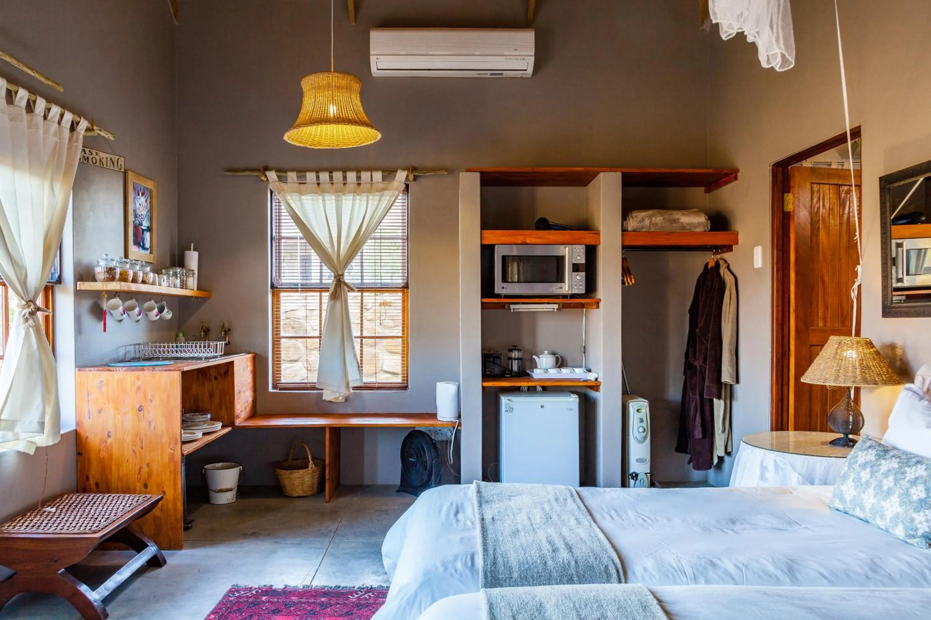 Bed in Karoo View Cottages
