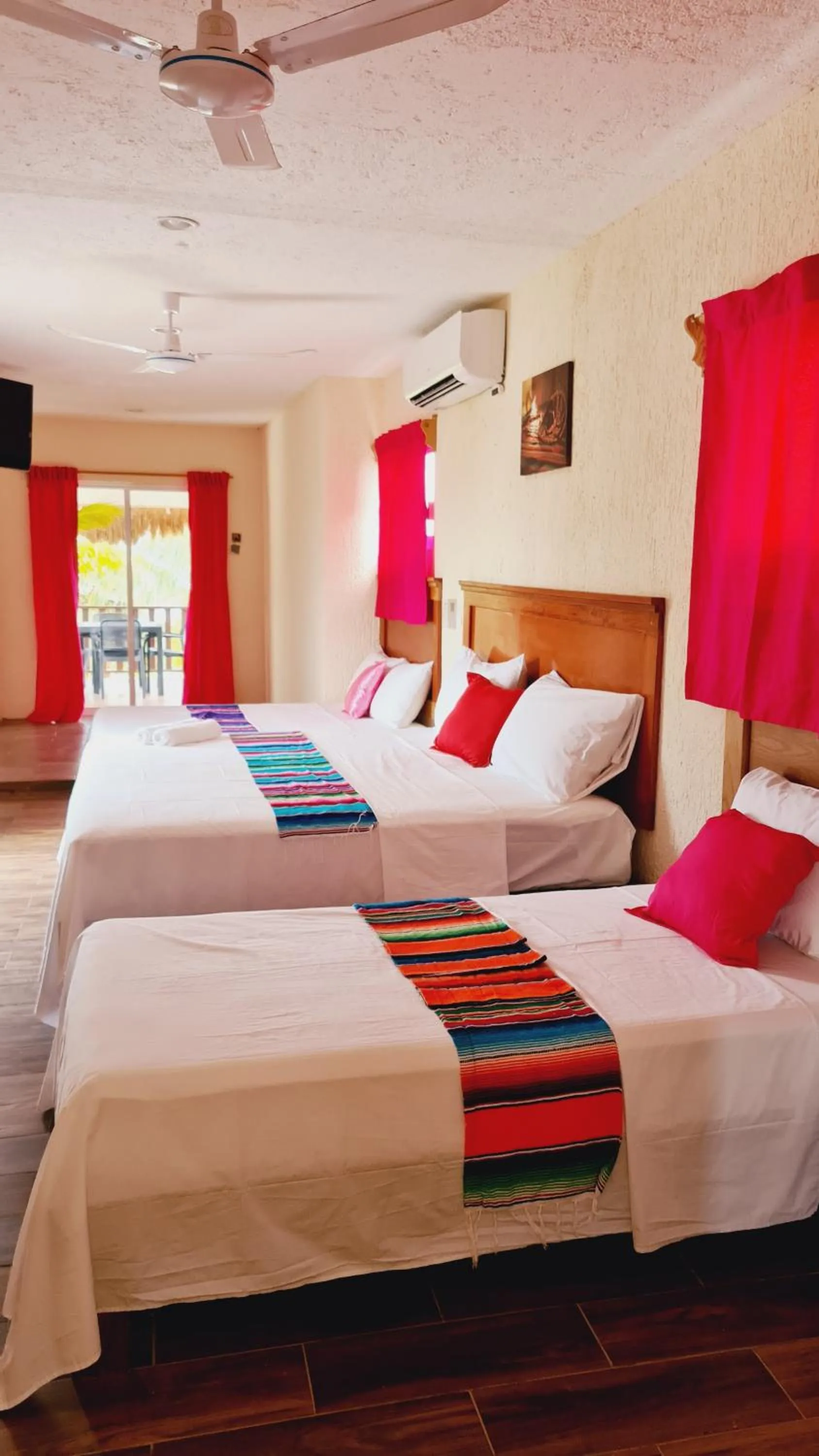 Bedroom, Bed in Hotel Machos Mahahual