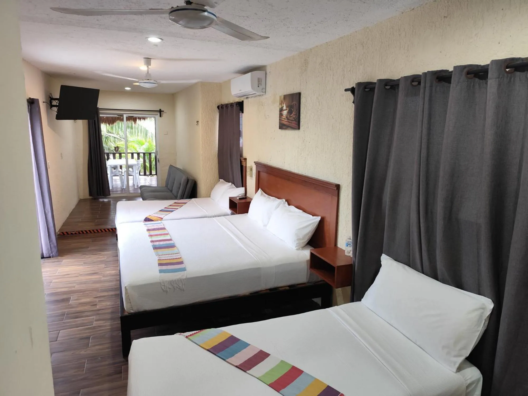 Bed in Hotel Machos Mahahual