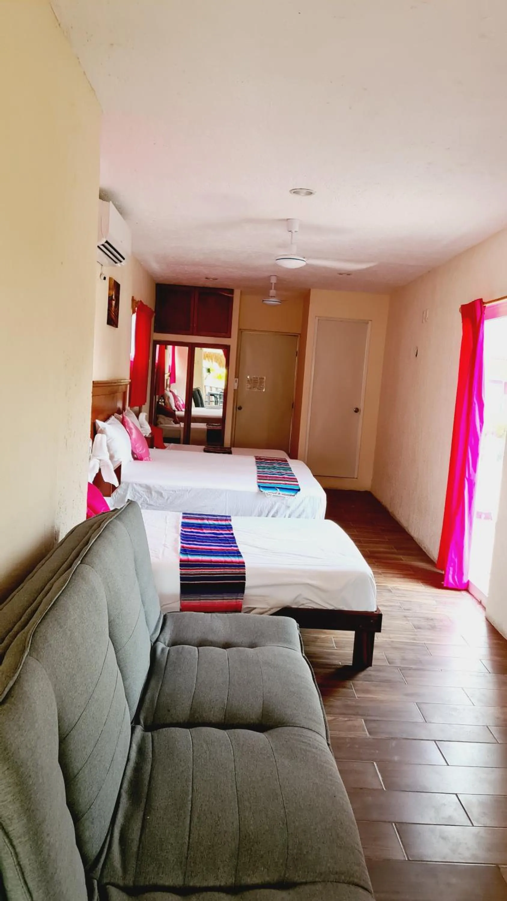 Bedroom, Bed in Hotel Machos Mahahual