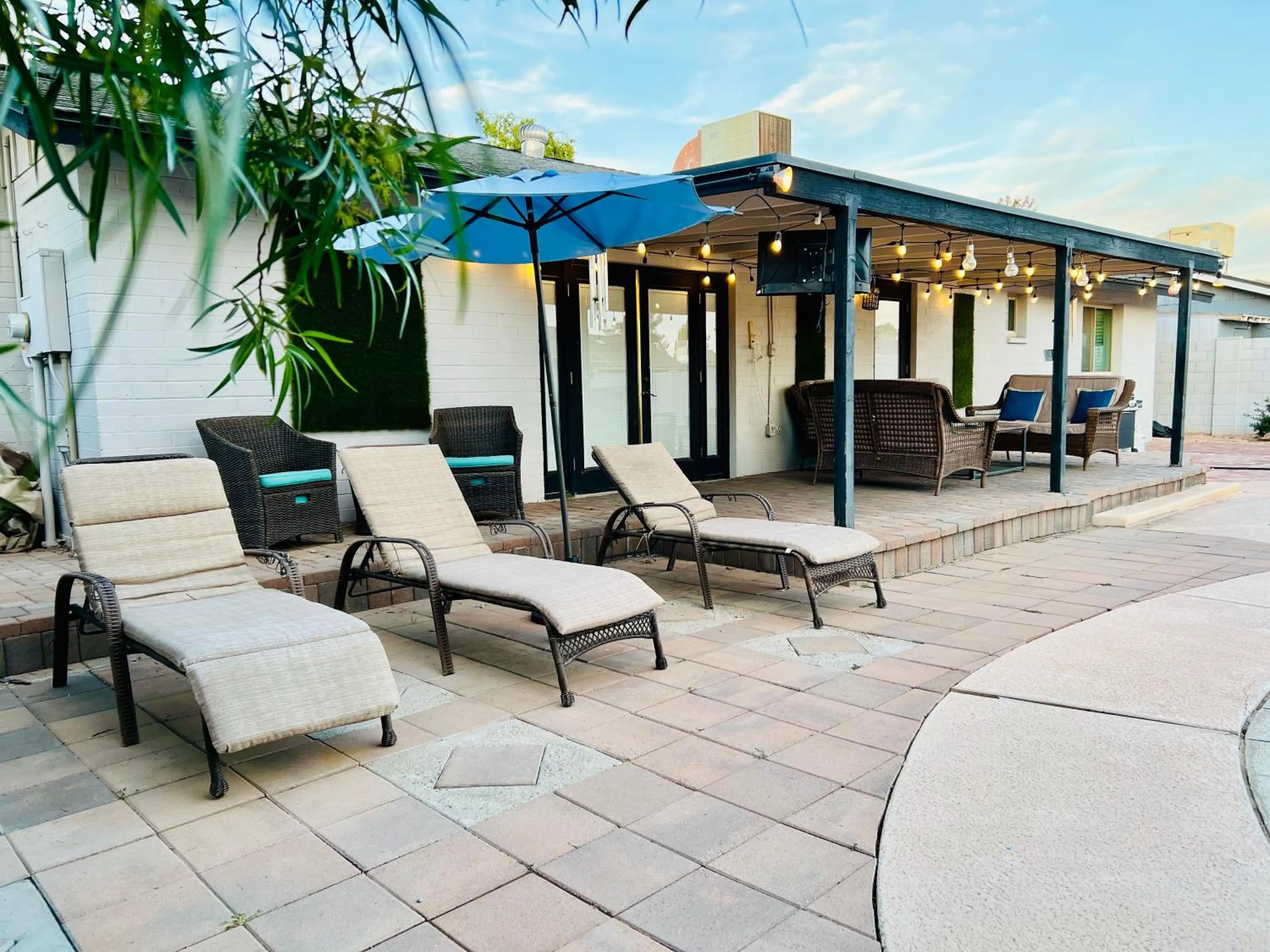 Tempe Escape with Heated Pool, Billiards & Firepit Fun