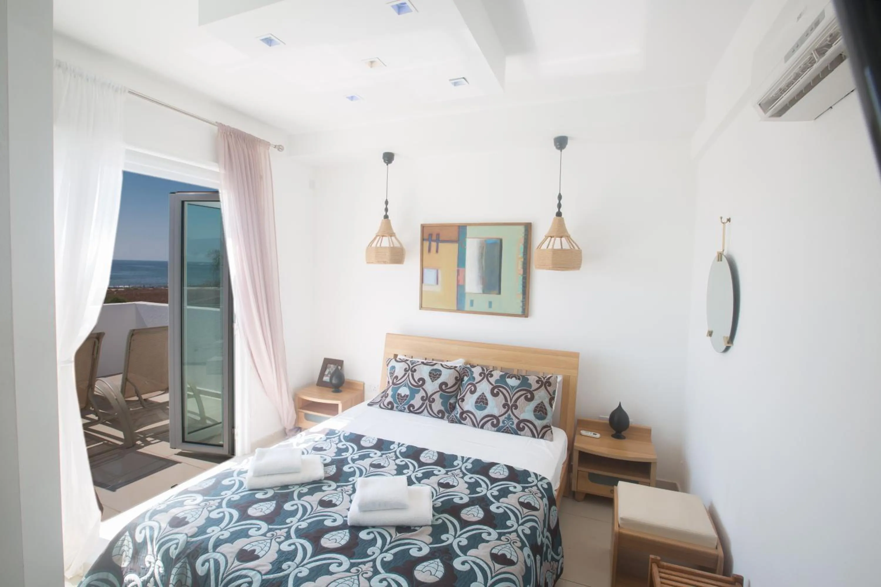 Bedroom, Bed in Sunrise Villa 12