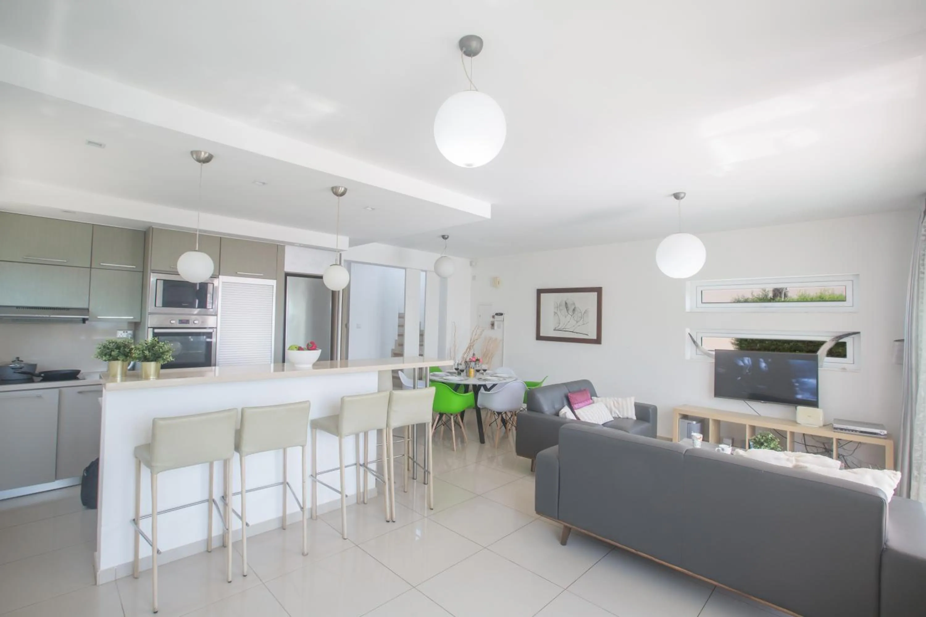 Kitchen or kitchenette in Sunrise Villa 12