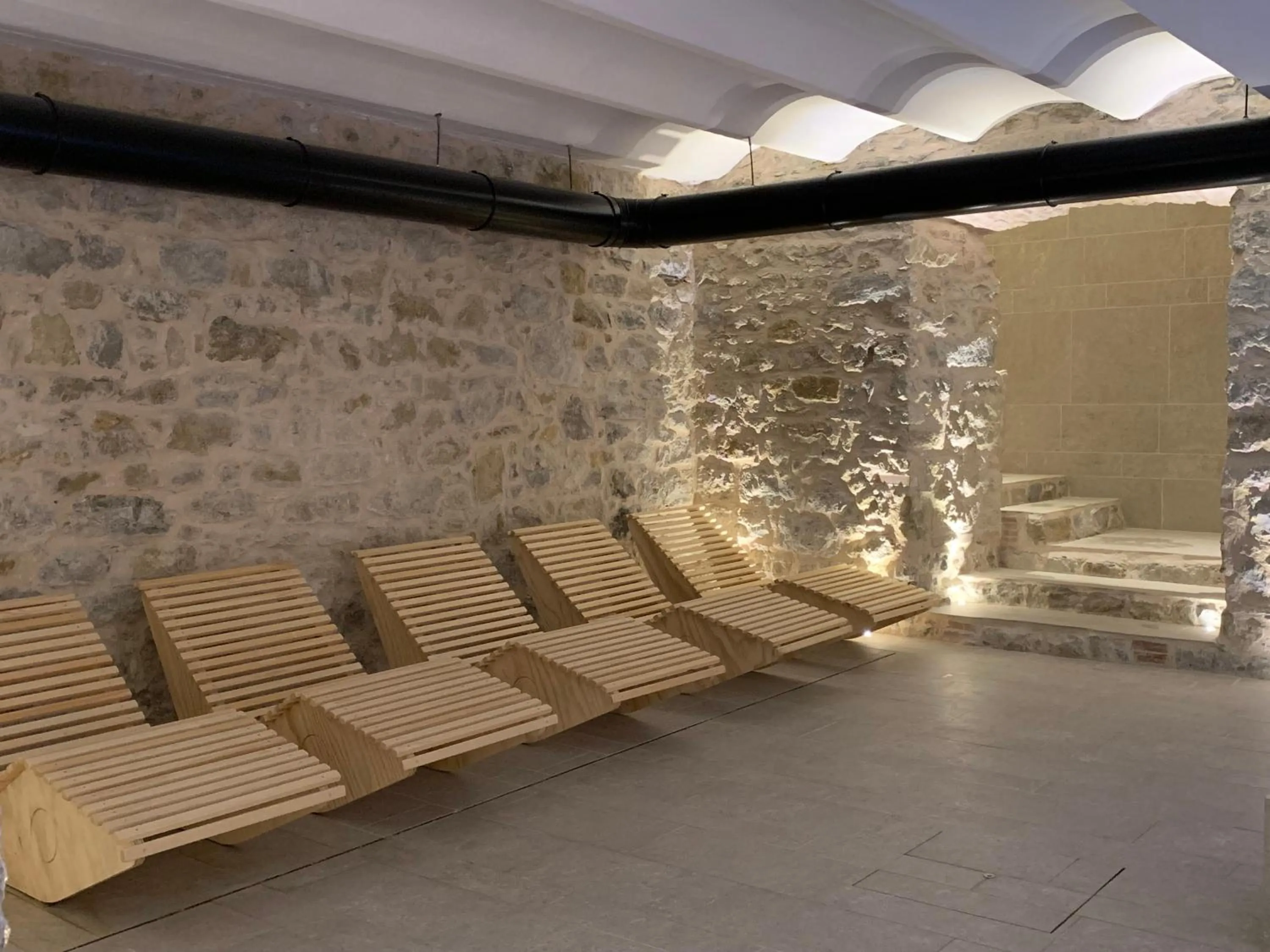 Spa and wellness centre/facilities in Spa & Wellness by Des Anglais " Accesso SPA compreso"