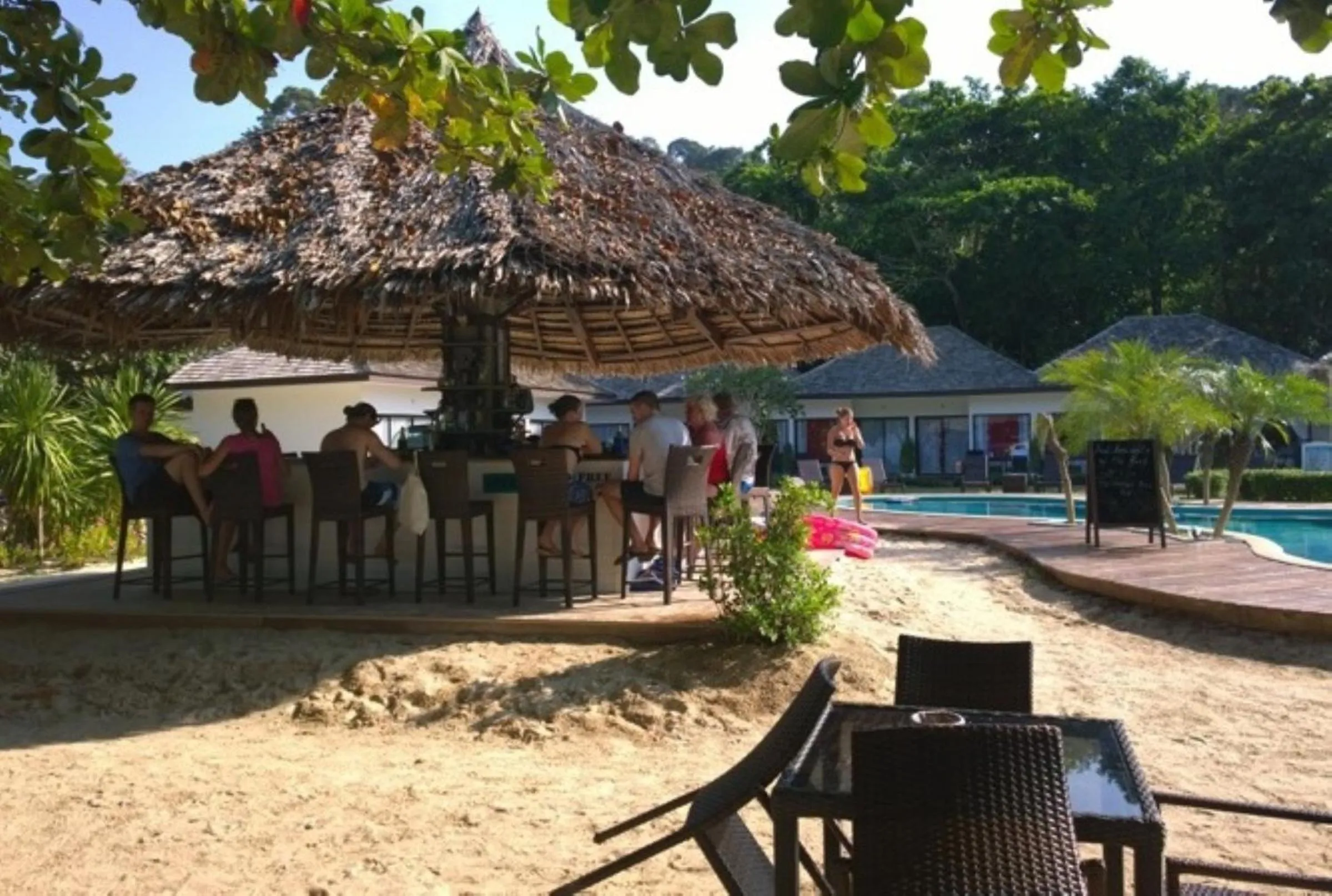 Restaurant/places to eat in The Reef Resort