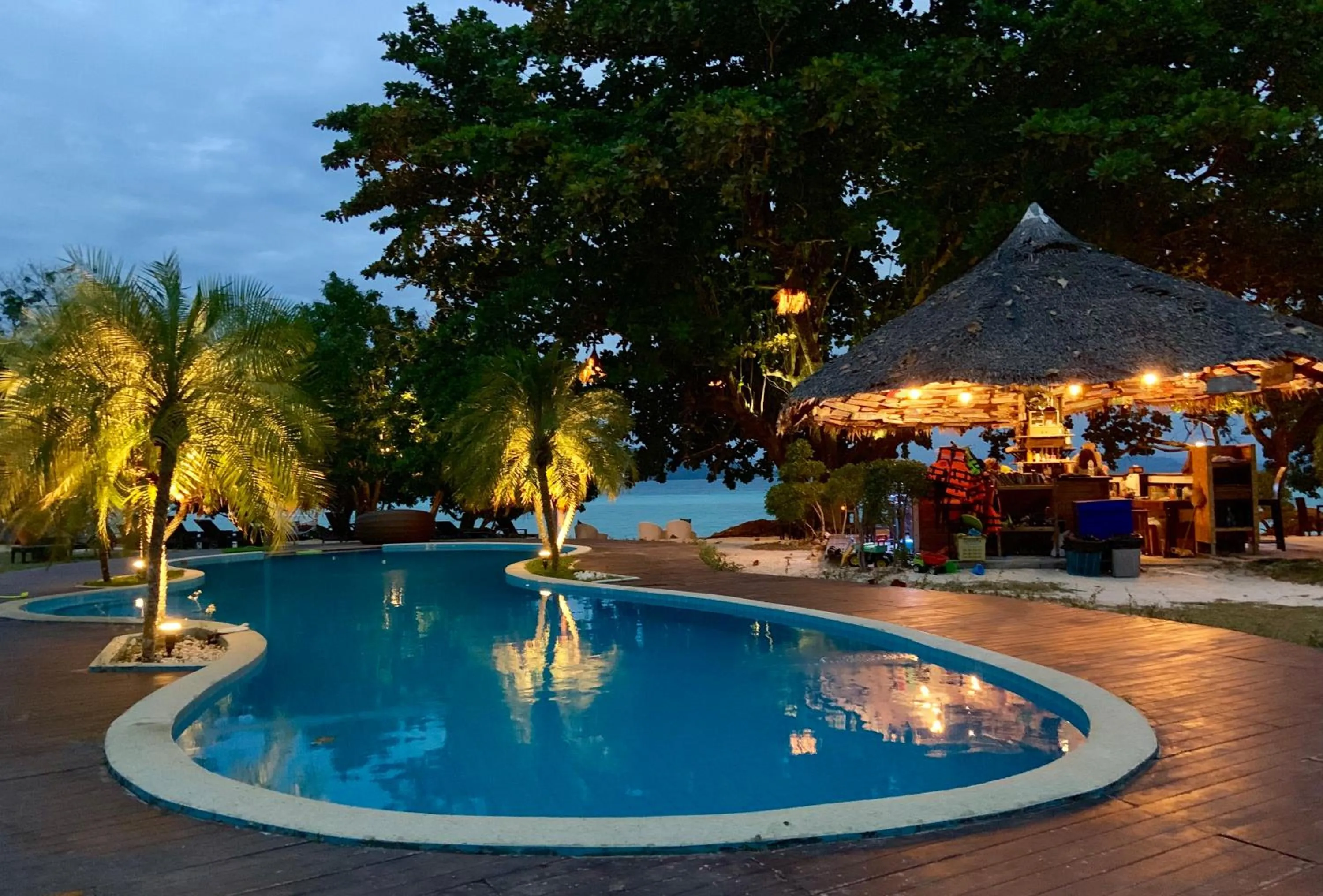 Swimming pool in The Reef Resort