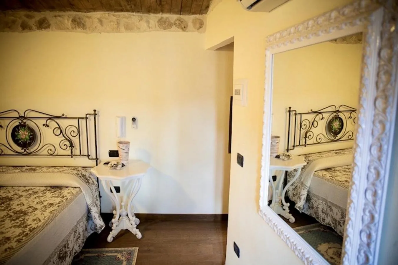 Bed in Torre dei Sogni B&B